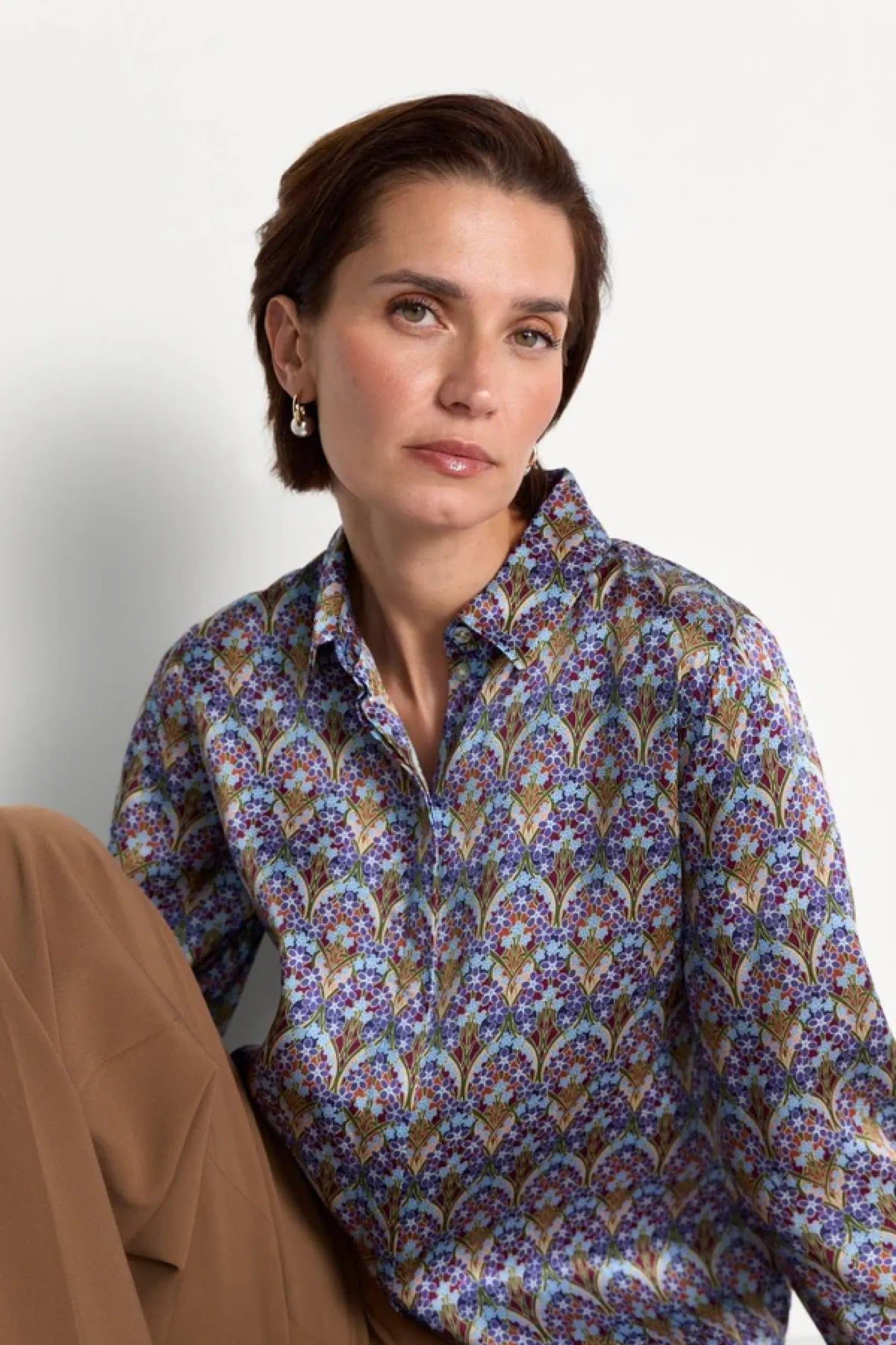 Bluse mit Blüten Muster