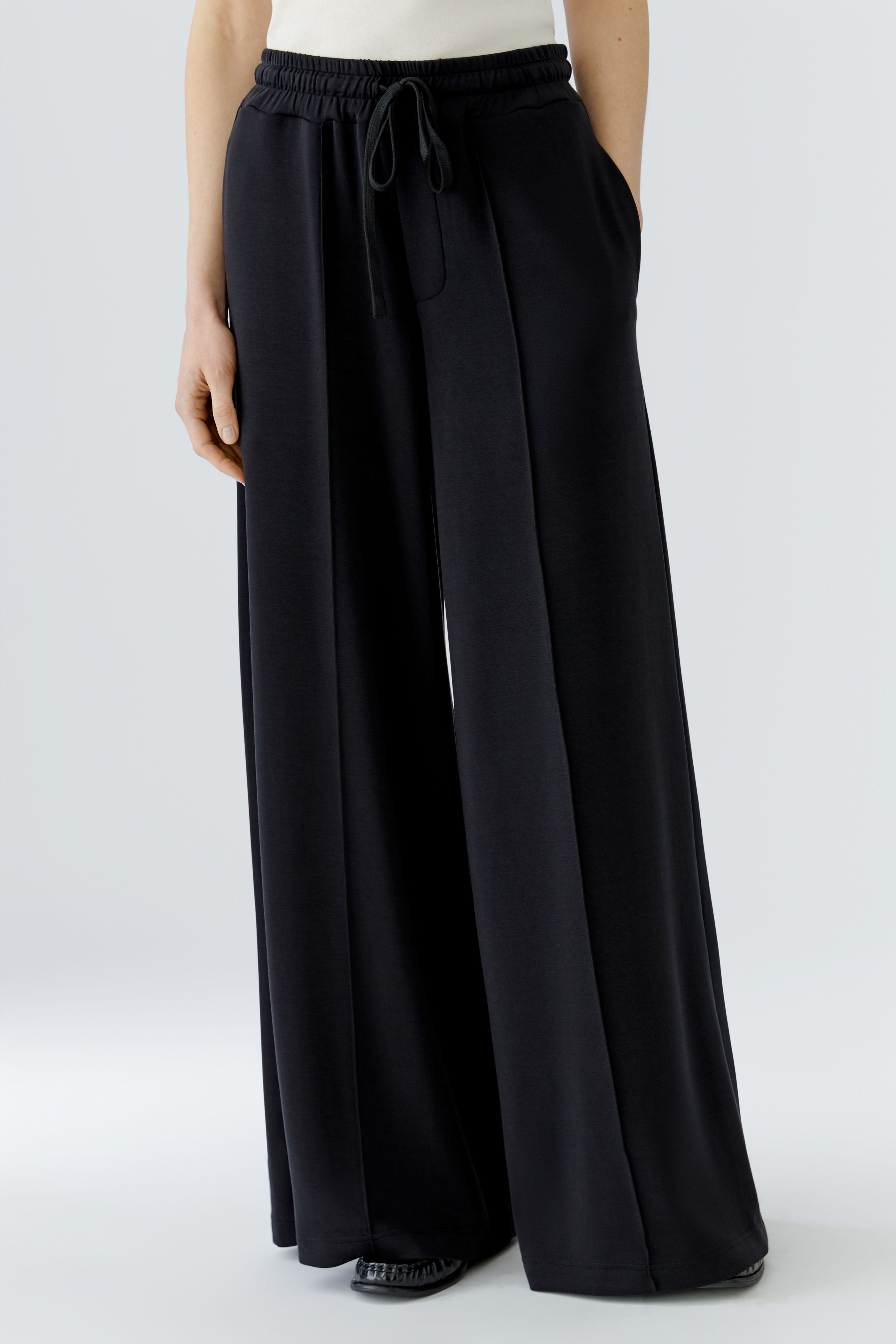 Marlenehose mit Bügelfalte
