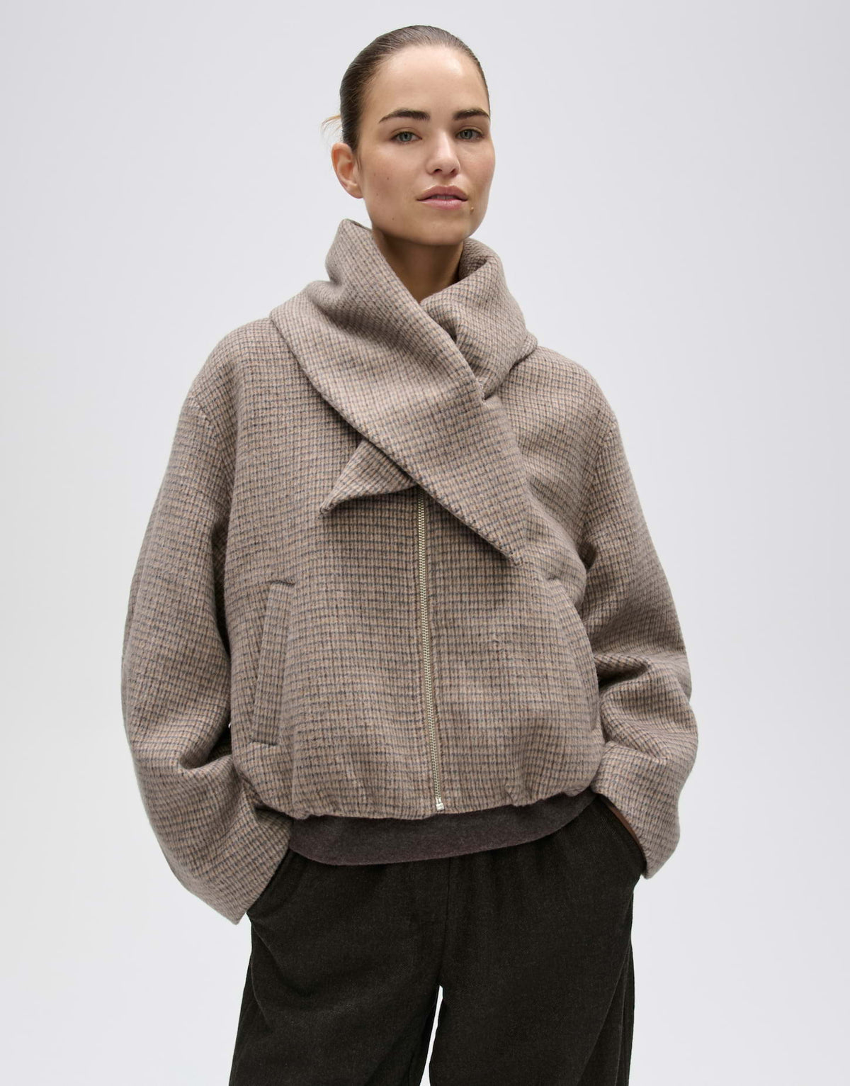 Kurzjacke Hessina mit abnehmbarem Schal