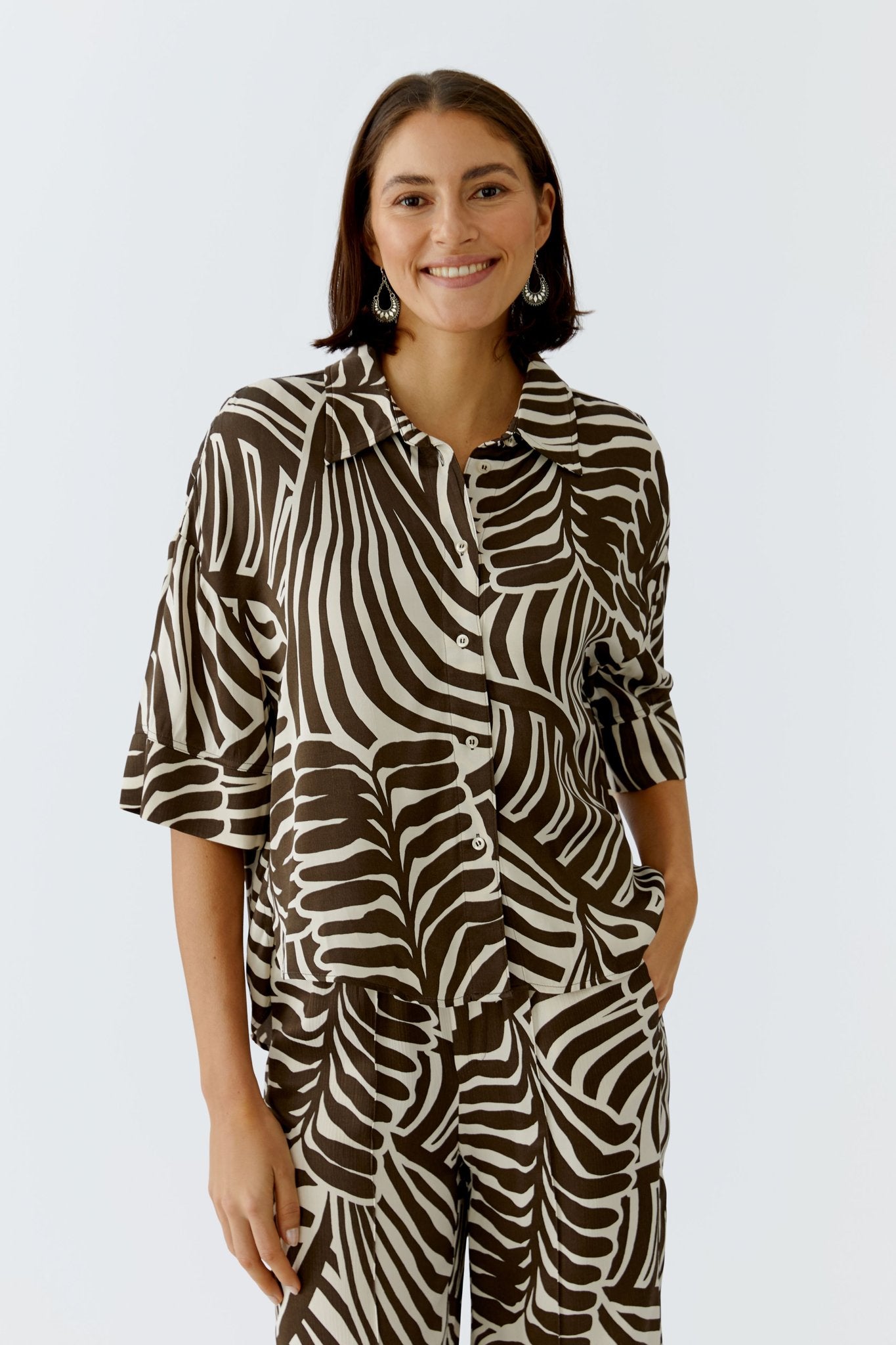 Bluse mit Blätterdruck
