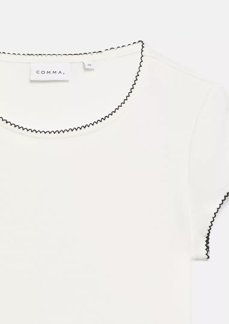 T-Shirt mit Zierborte