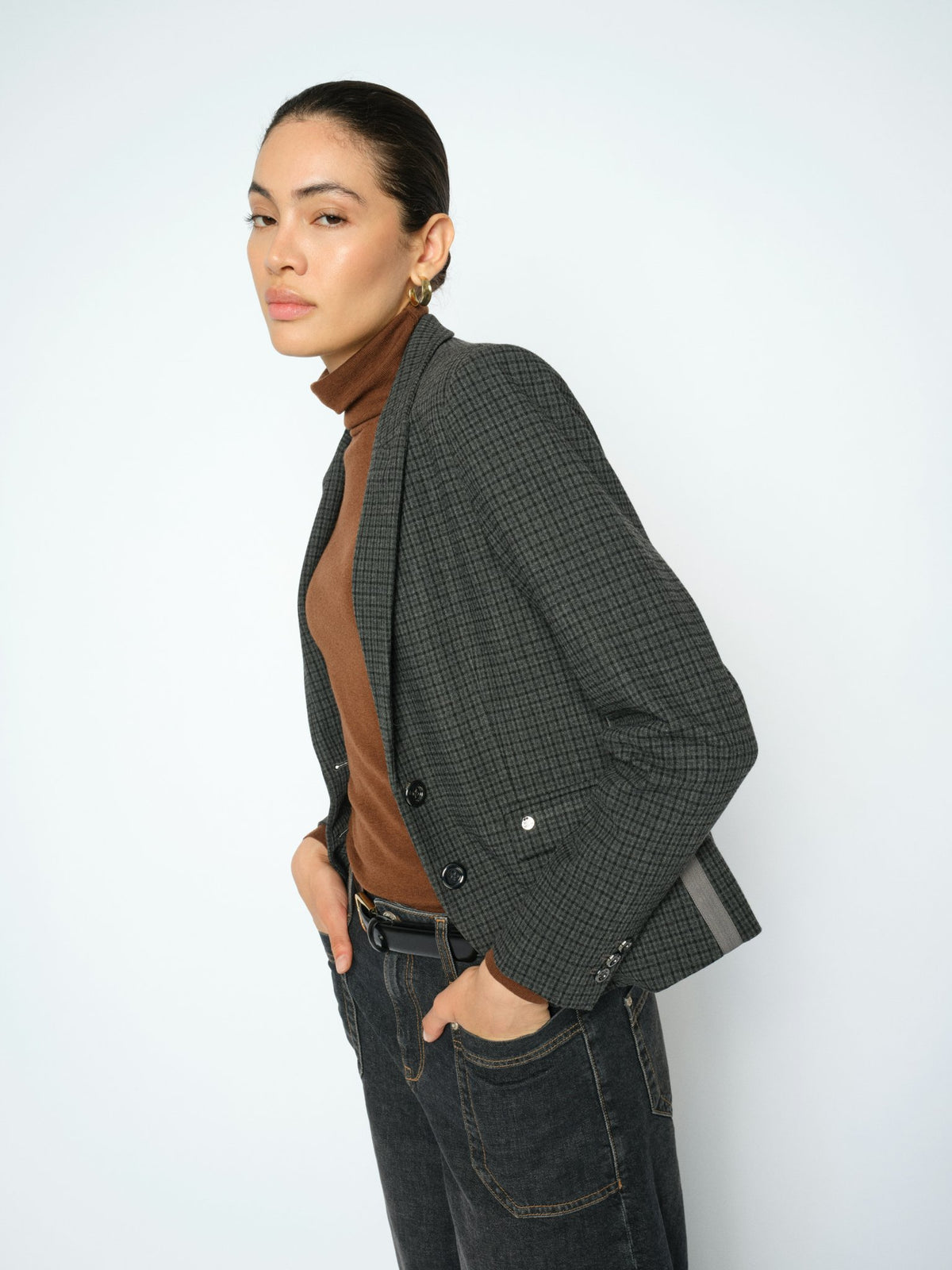 Blazer MMJosa Kalli
