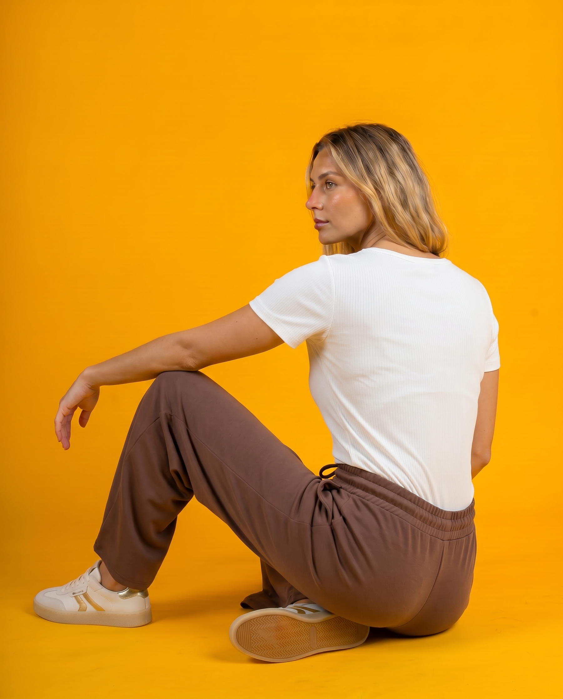 Joggpants mit weitem Bein