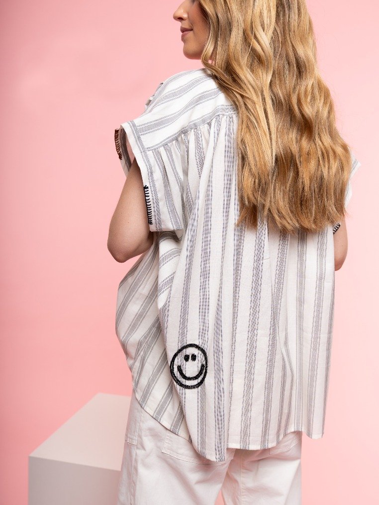 Bluse mit Palmen und Perlen