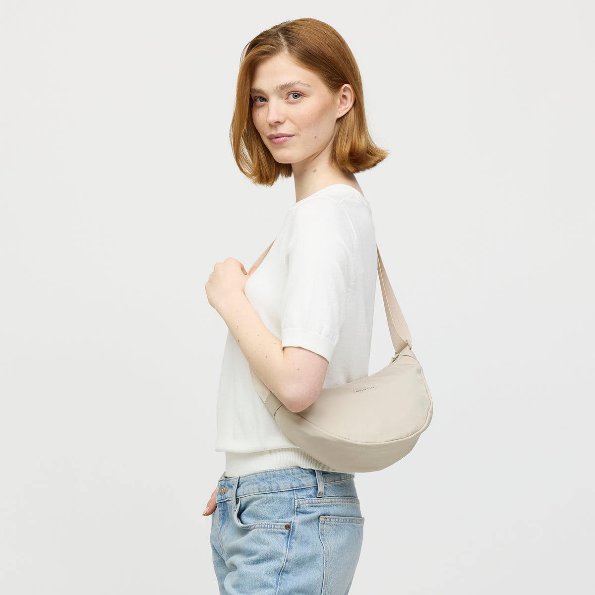 Tasche Essential Moon Bag
