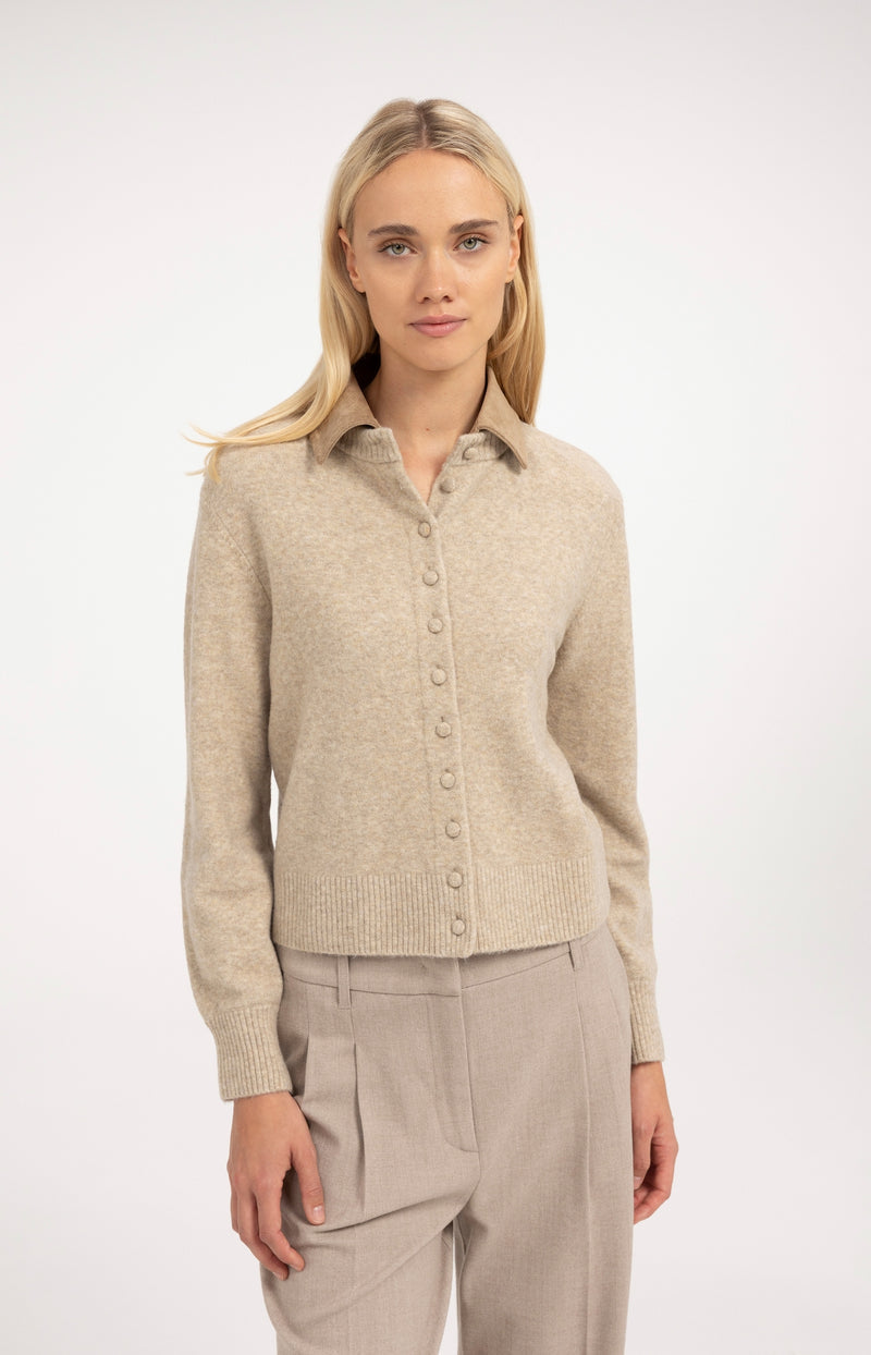 Cardigan mit abnehmbarem Kragen