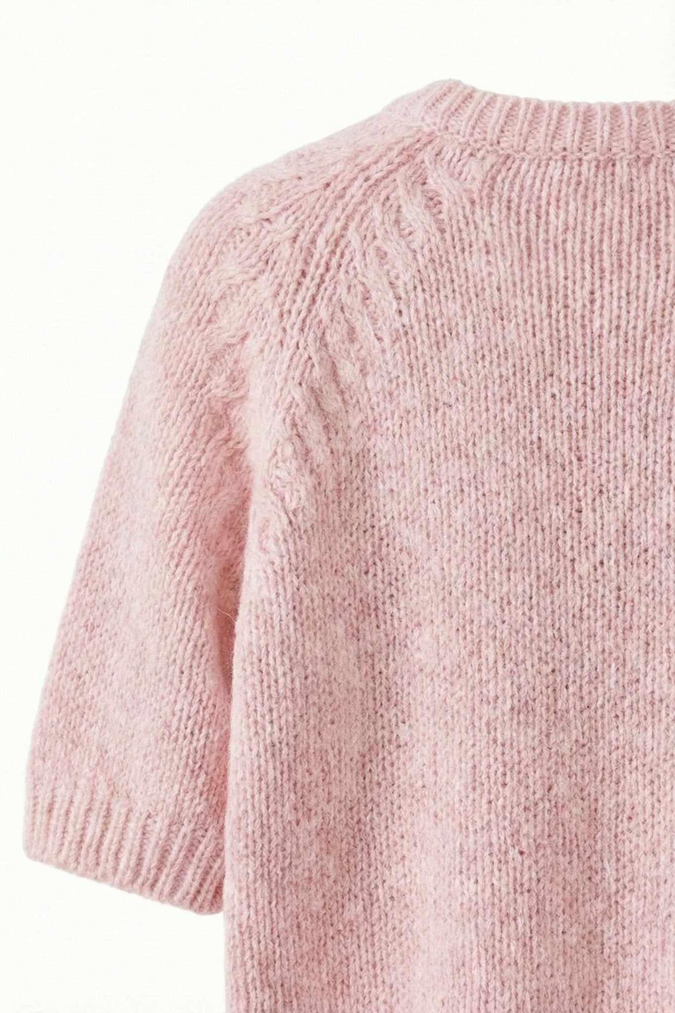 Strickpullover aus Bändchengarn