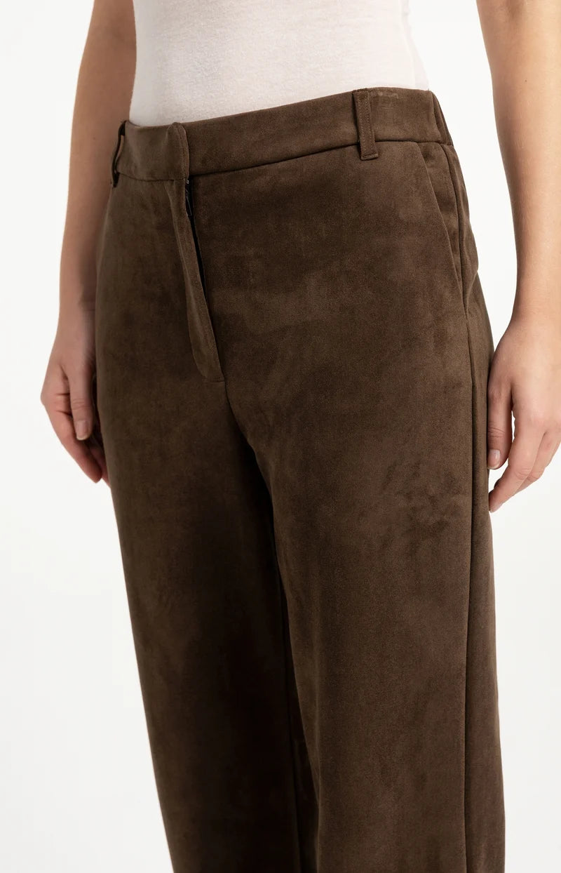 Hose aus Velourslederimitat