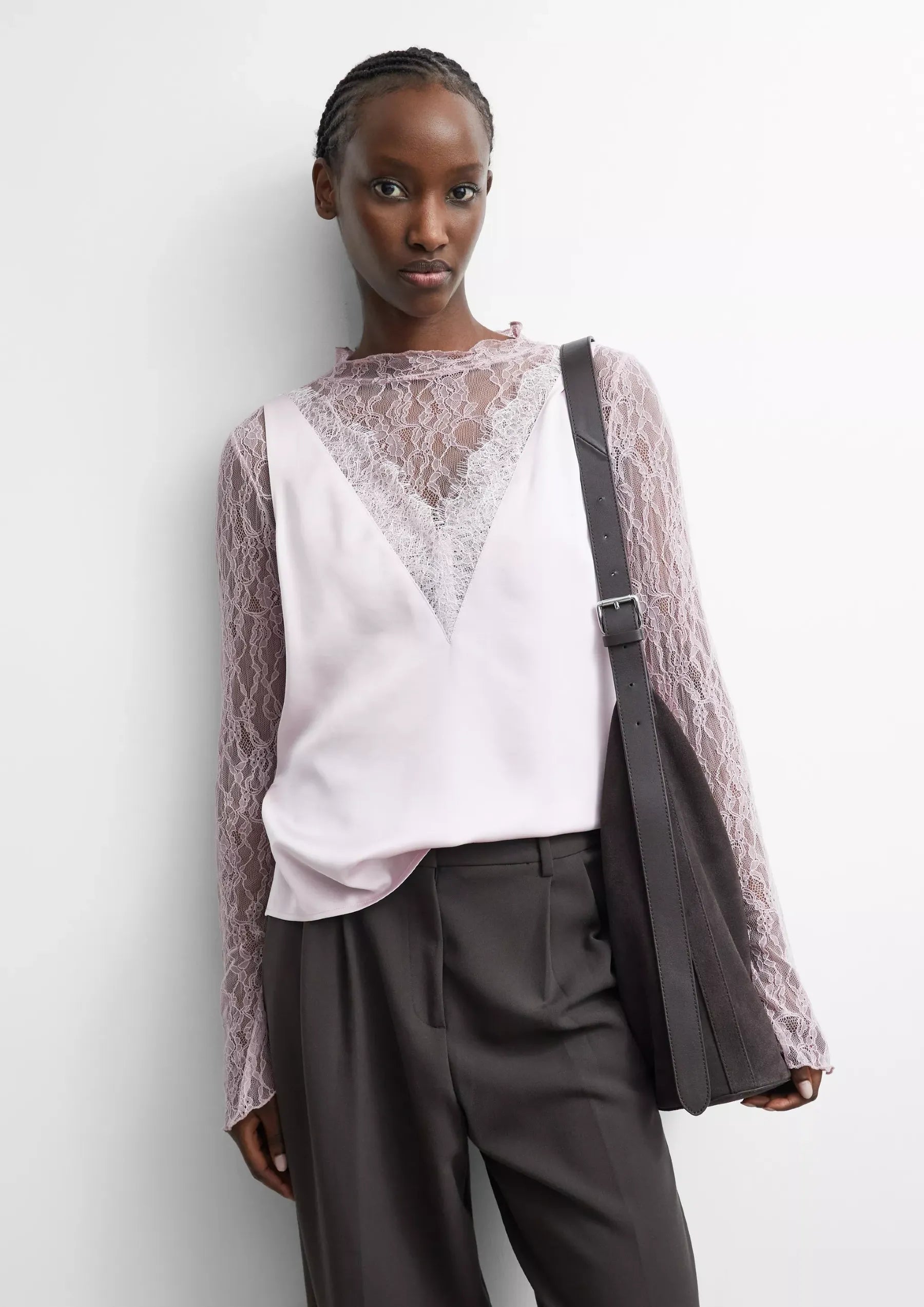 Satin Top mit Spitze