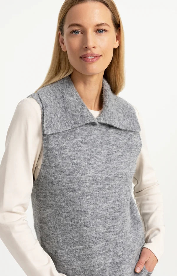 Ärmelloser Strickpullover mit Kragen