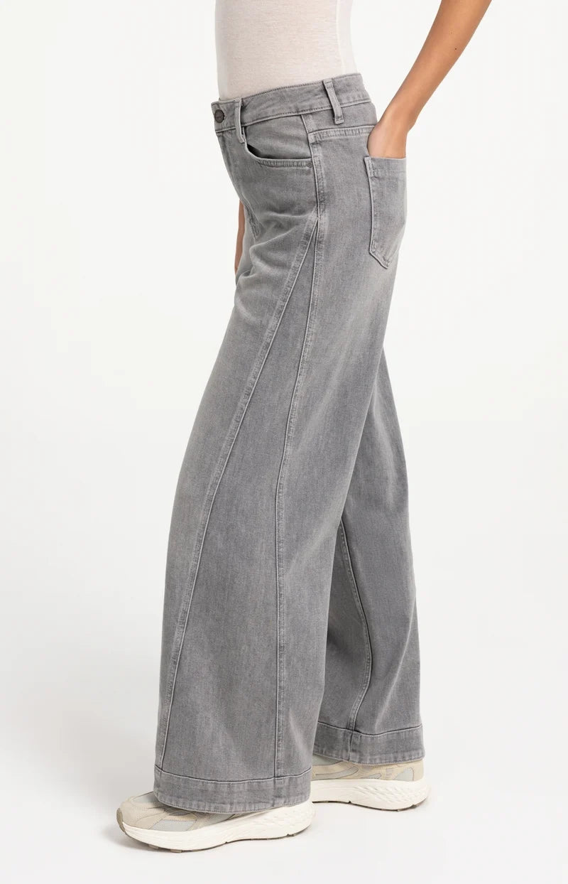 Jeans mit weitem Bein