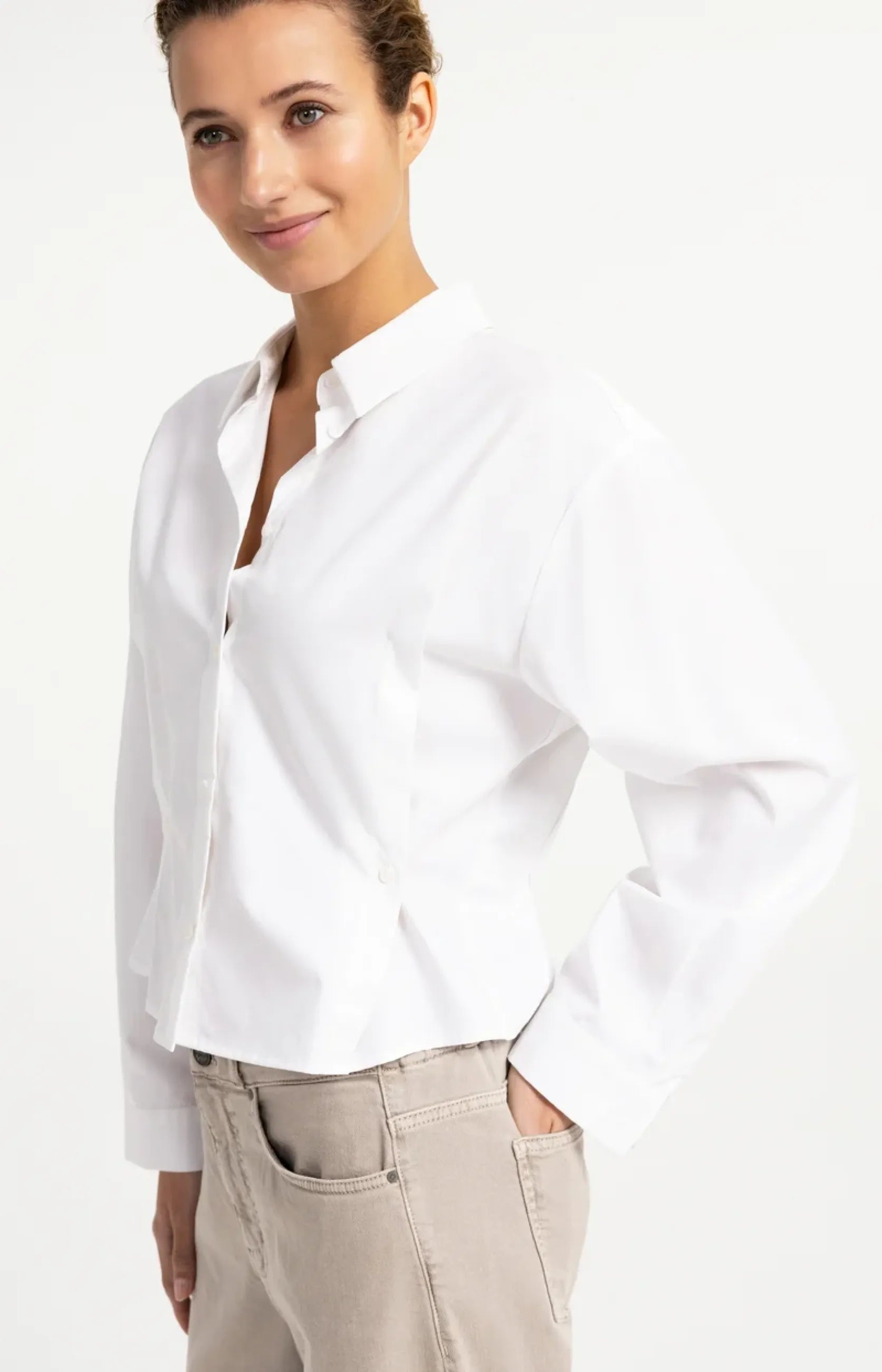 Langärmelige Popeline-Bluse mit verstellbarem Saum