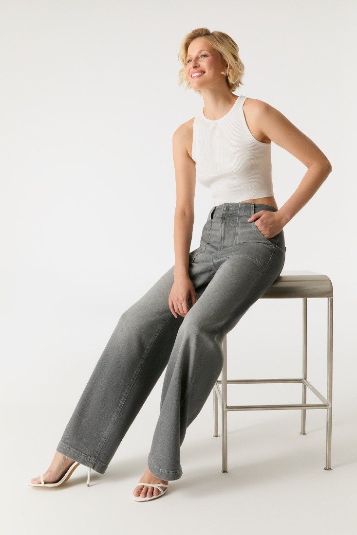 Wide Leg Jeans Lulu