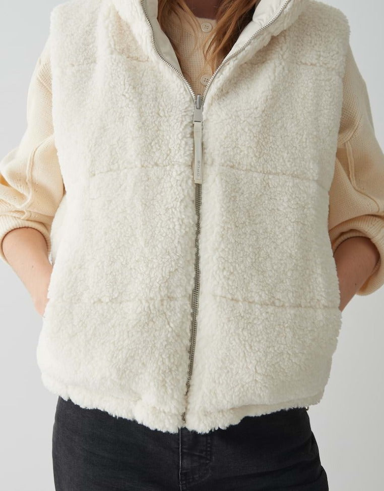 Opus Steppwesten Soft Cream