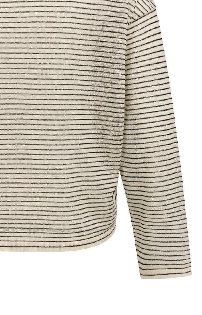 Leicht durchscheinender Feinstrickpullover mit Streifen