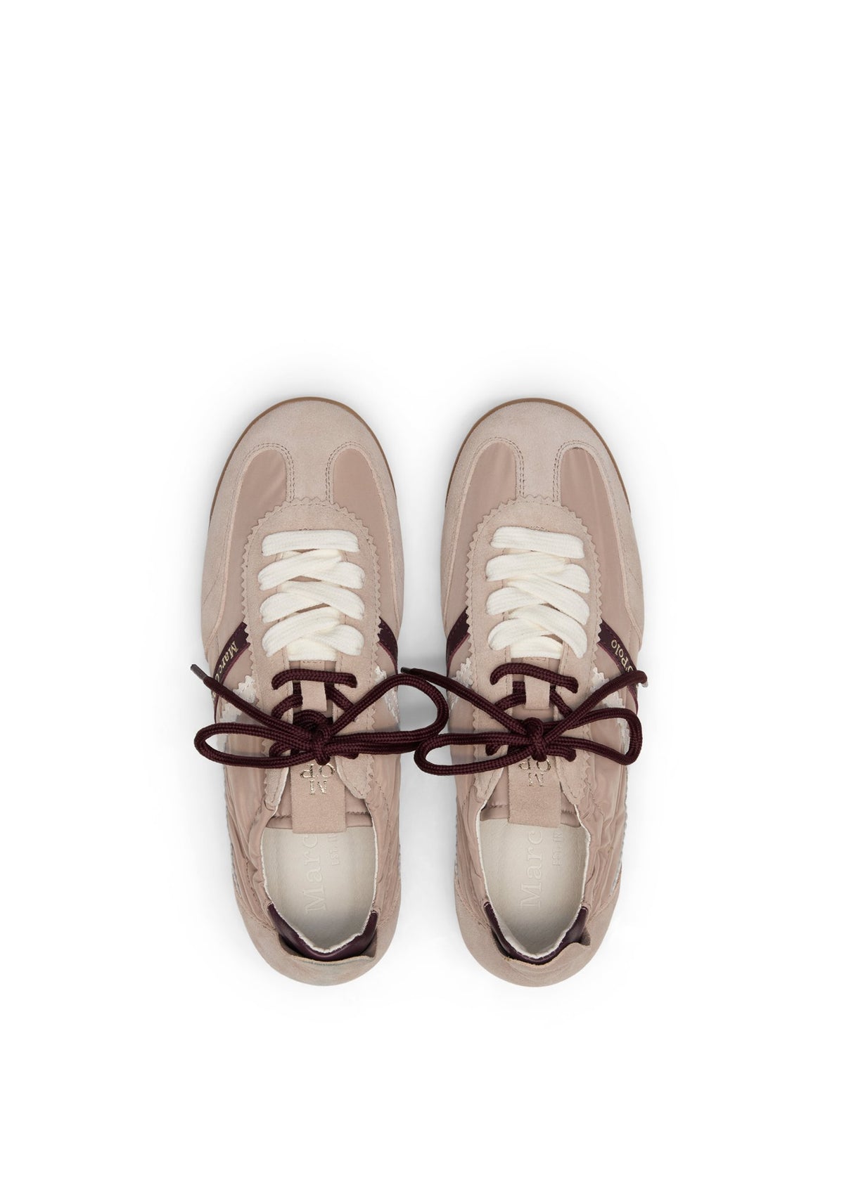 Sneaker mit Lederakzenten