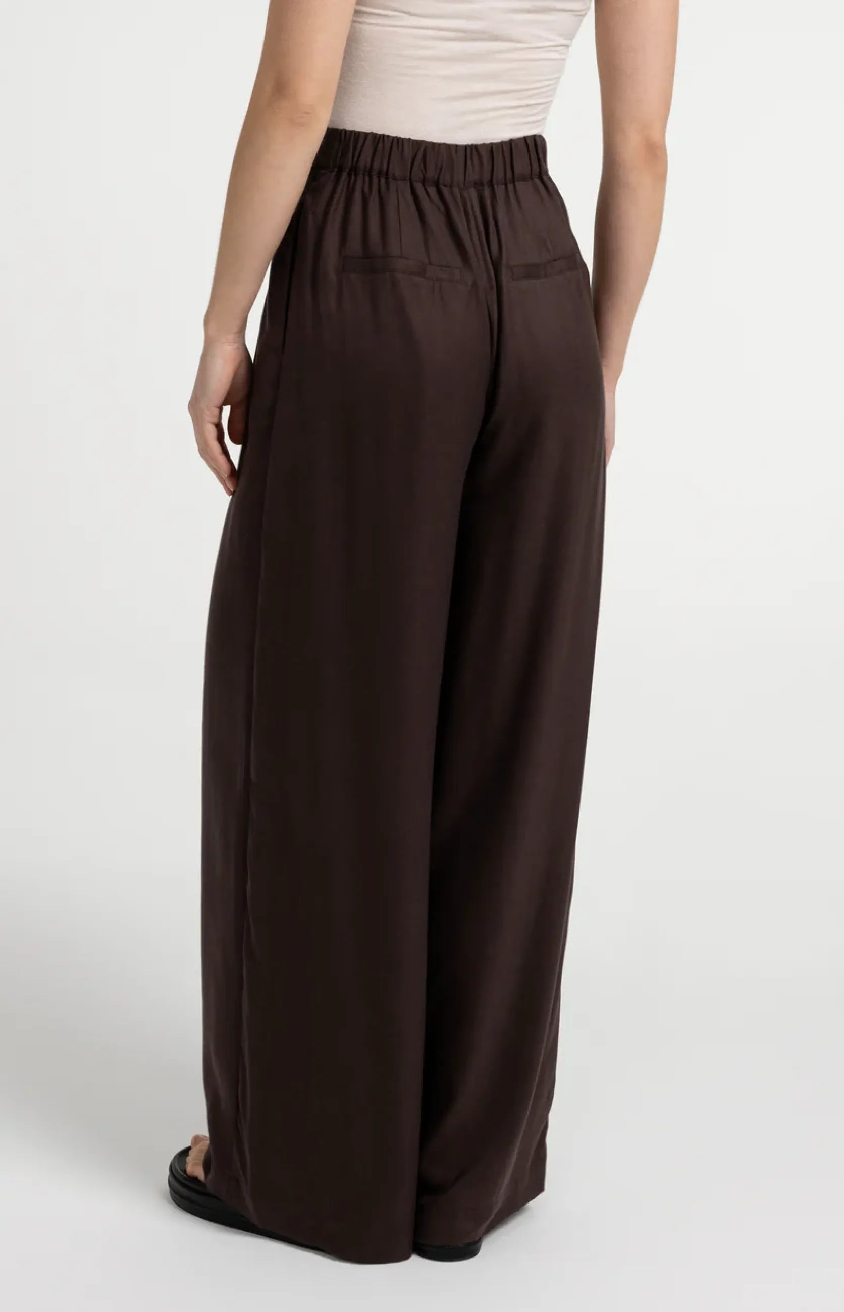 Hose mit weitem Bein
