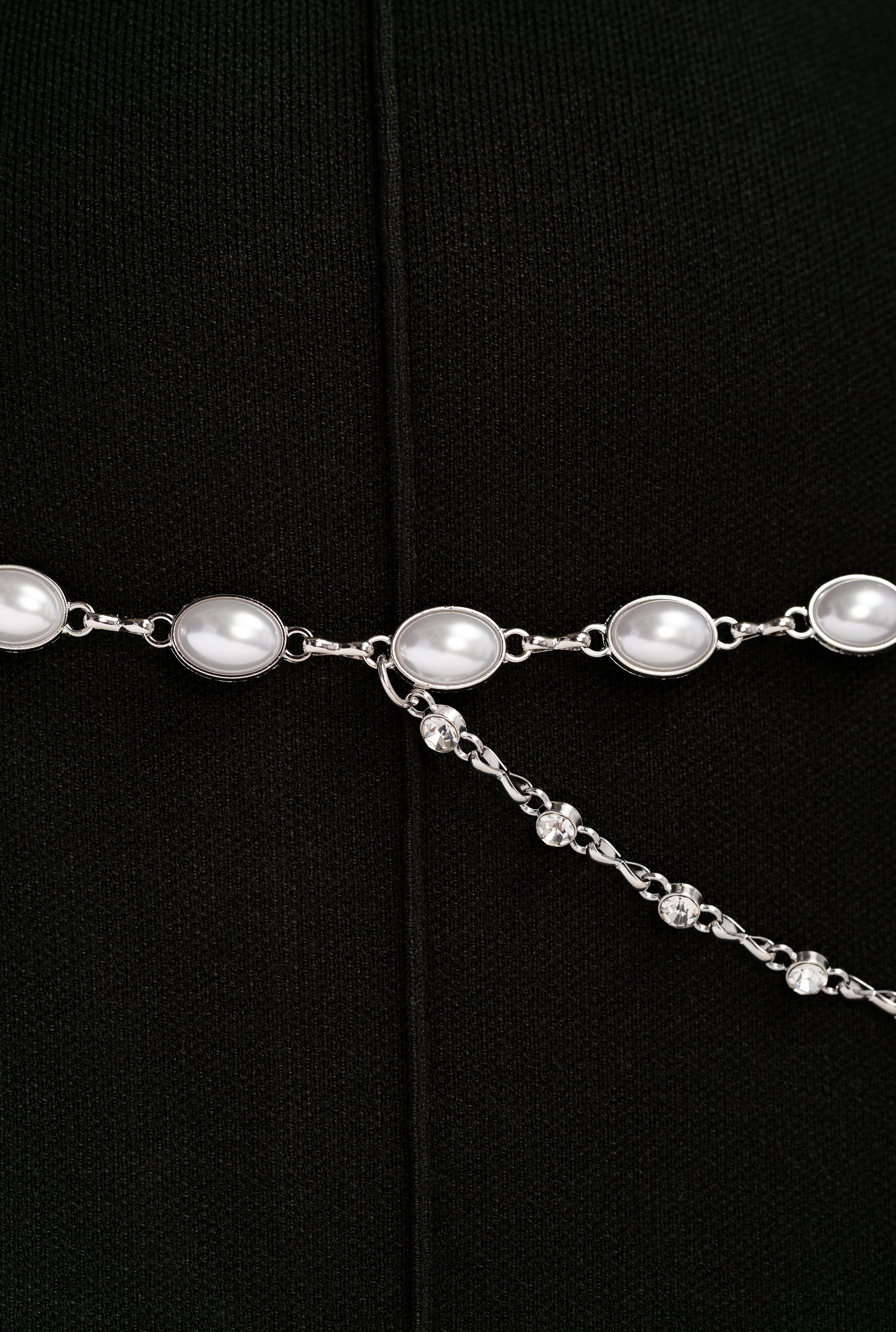 Kettengürtel mit Perlen