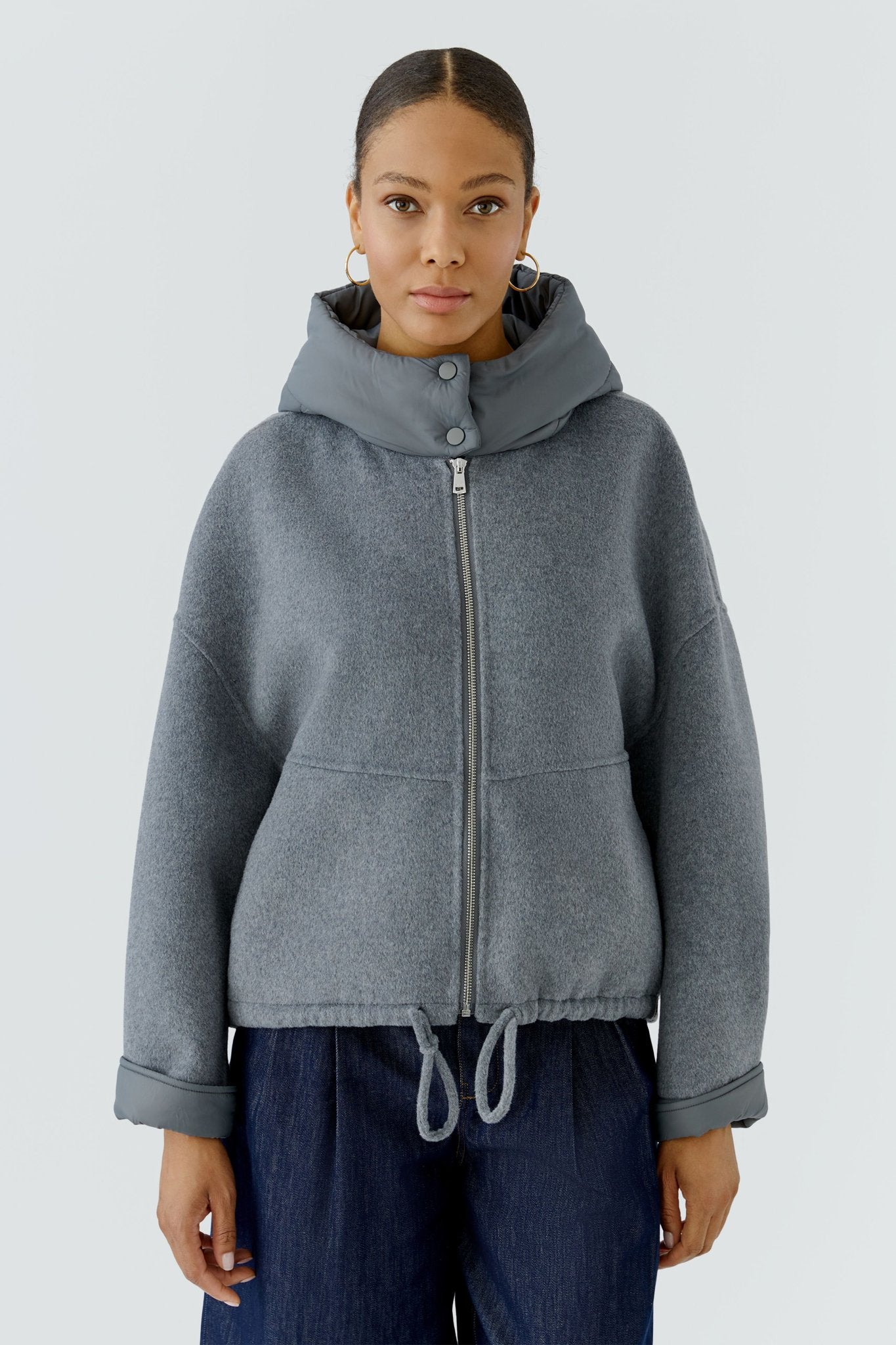 Jacke mit Kapuze