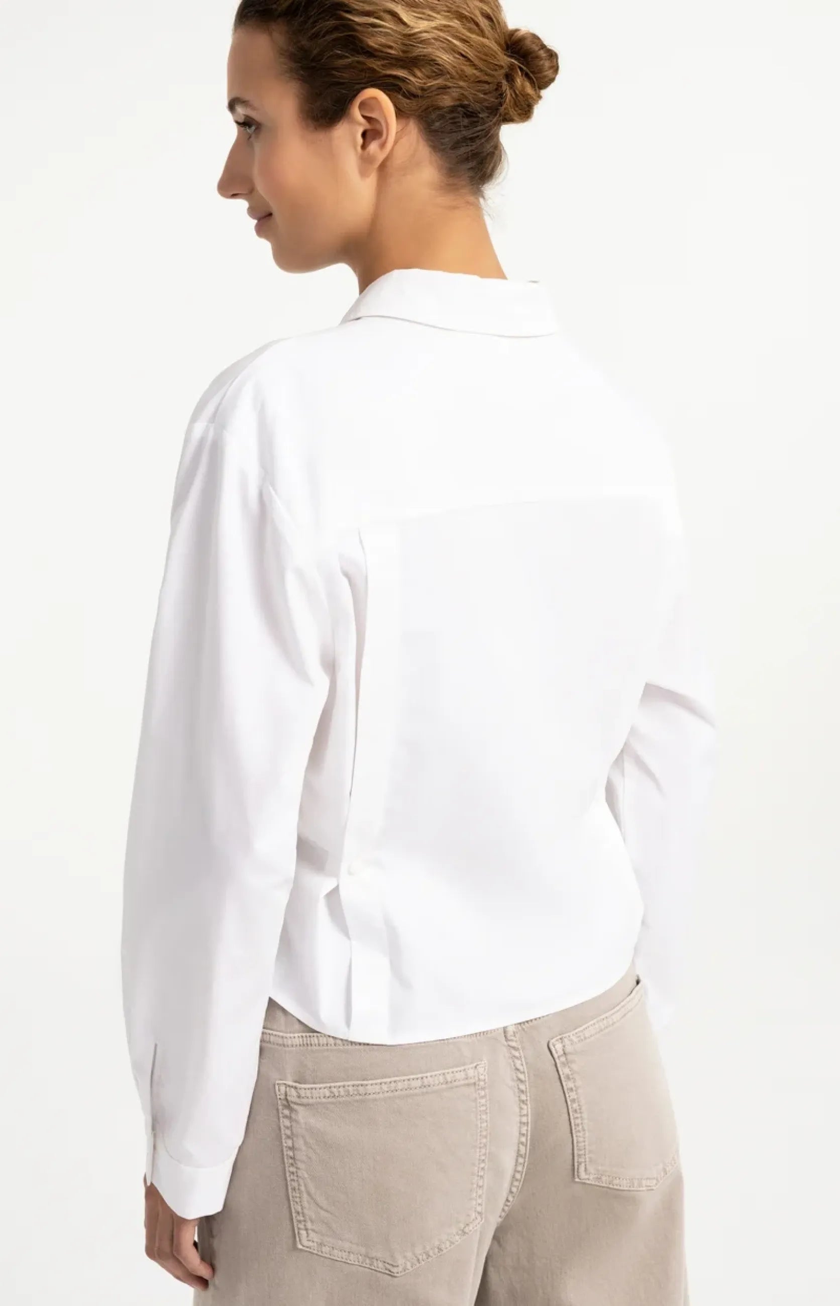 Langärmelige Popeline-Bluse mit verstellbarem Saum