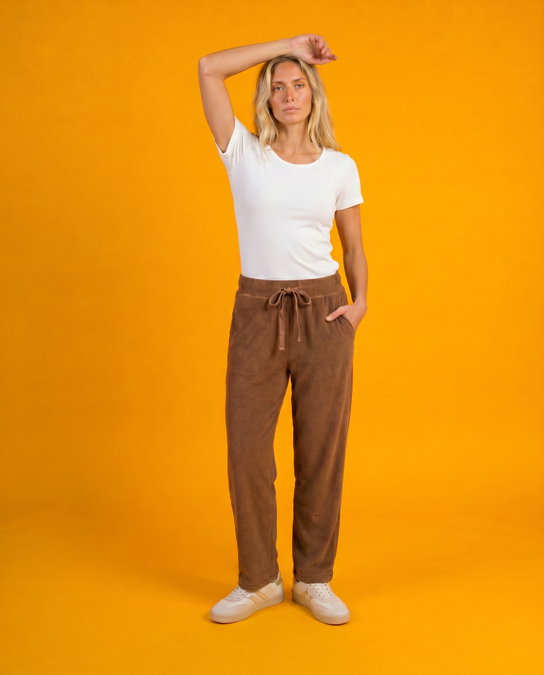 Joggpants mit weitem Bein