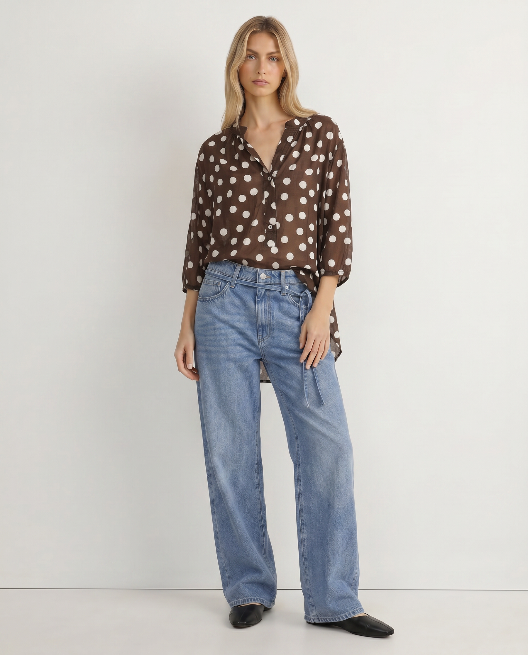 Bluse mit Punkten