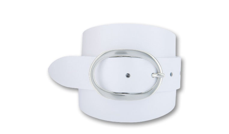 Ledergürtel mit ovaler Designschließe