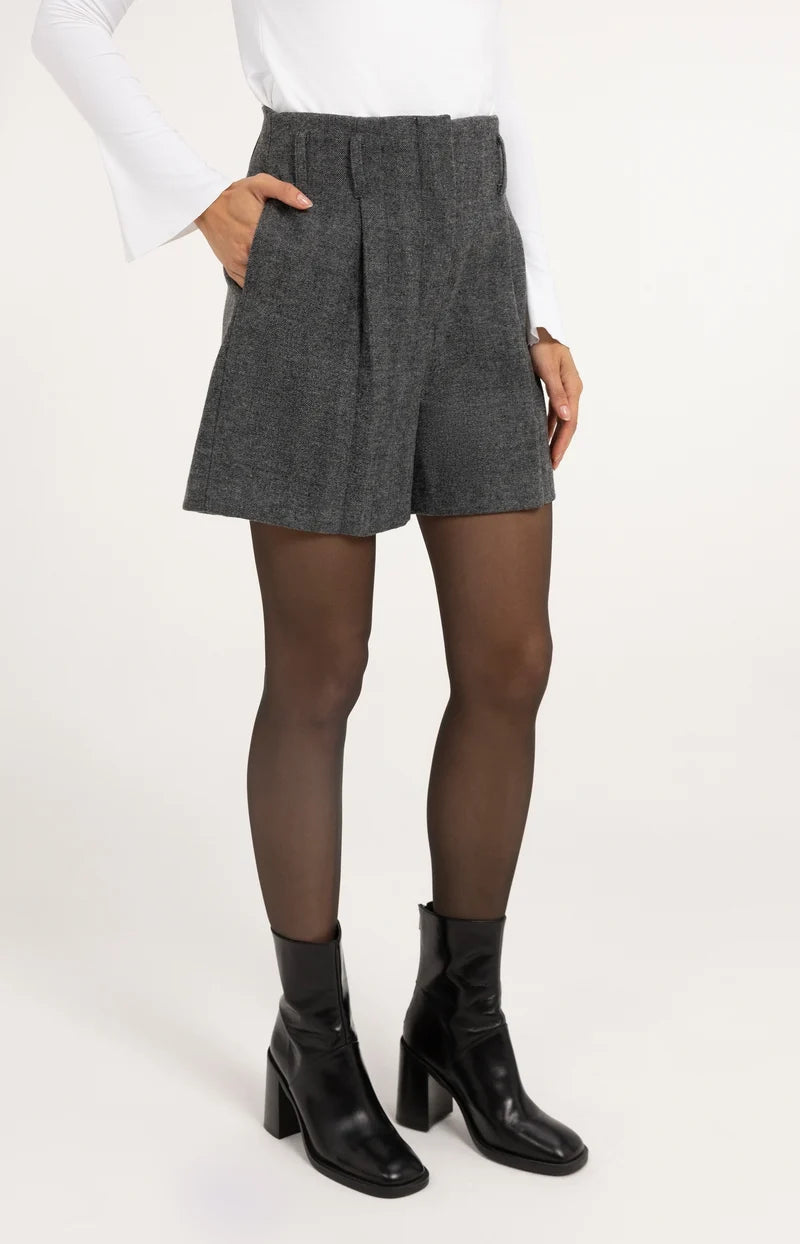 Shorts mit Fischgrätmuster