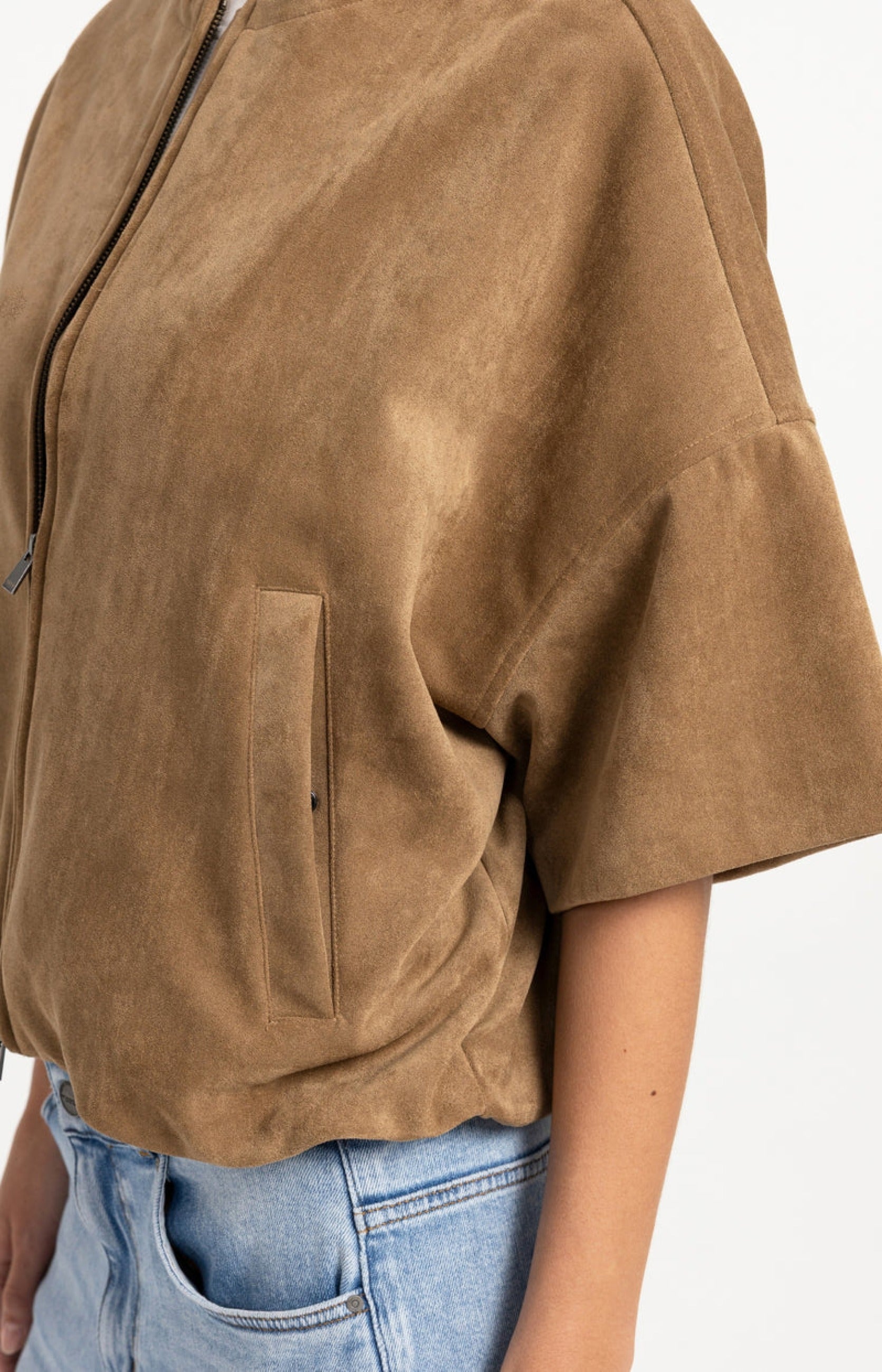 Kurzärmelige Oversize-Jacke aus Velourslederimitat