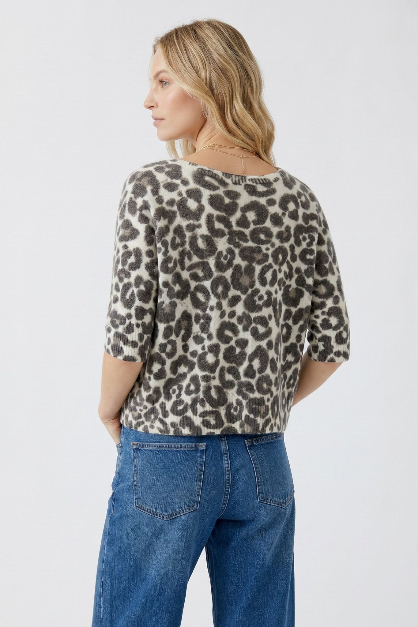 Strickjacke mit Leopardenmuster