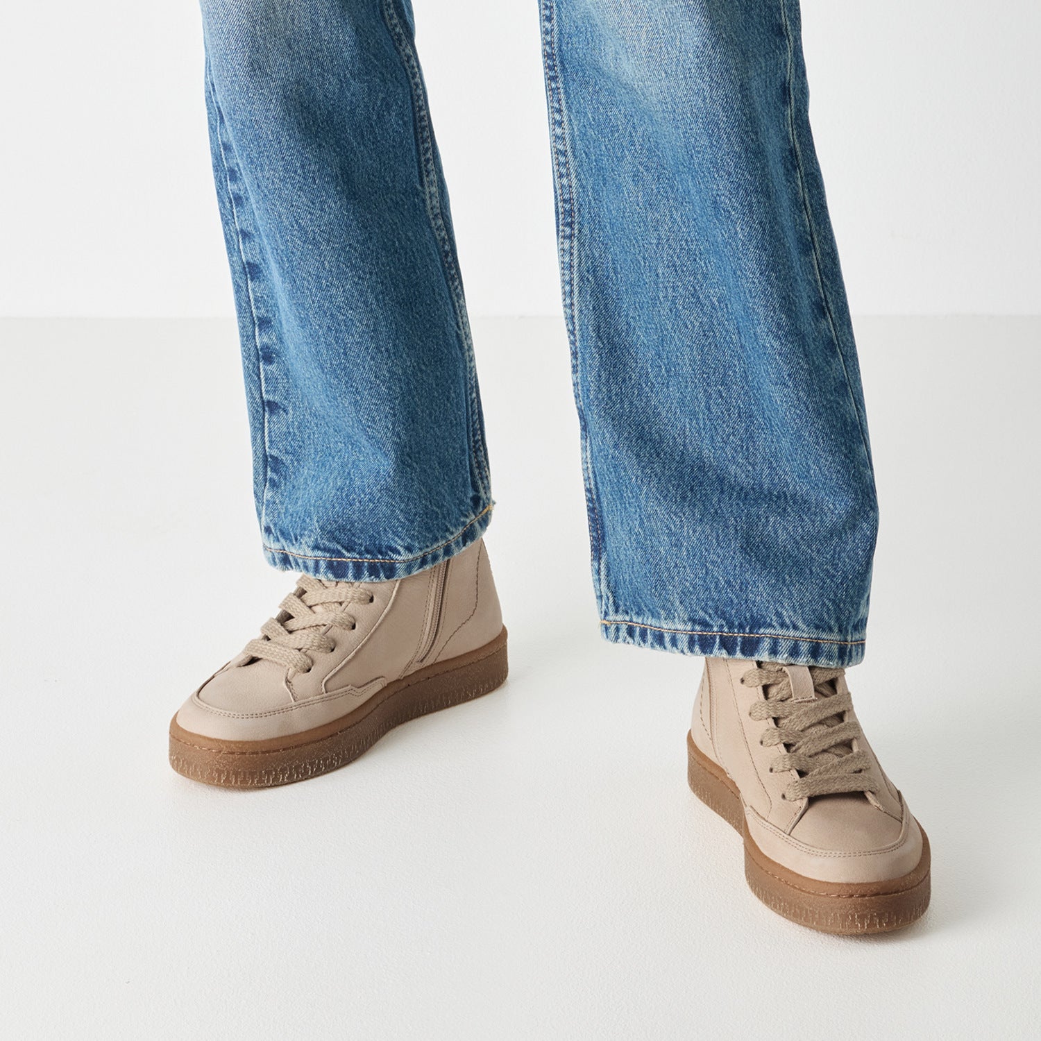 Lederschuh mit Kurzschaft