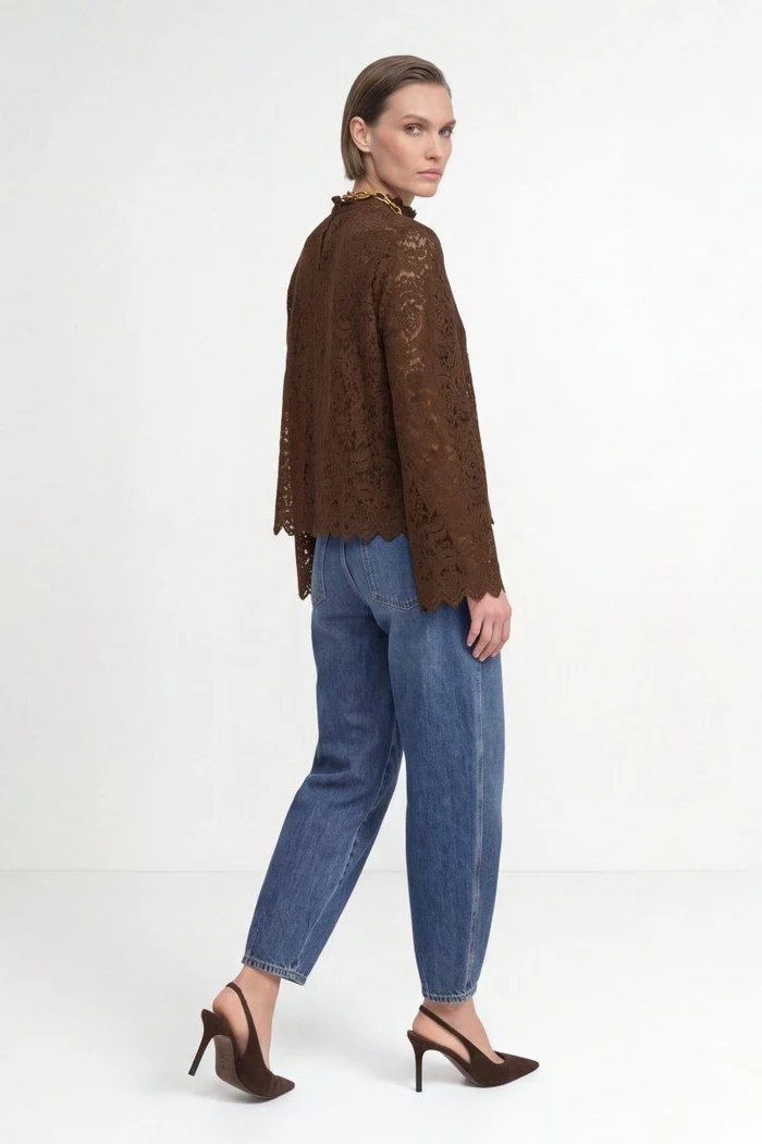 Bluse aus Spitze
