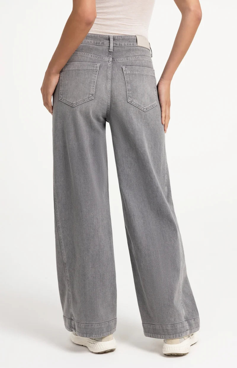 Jeans mit weitem Bein