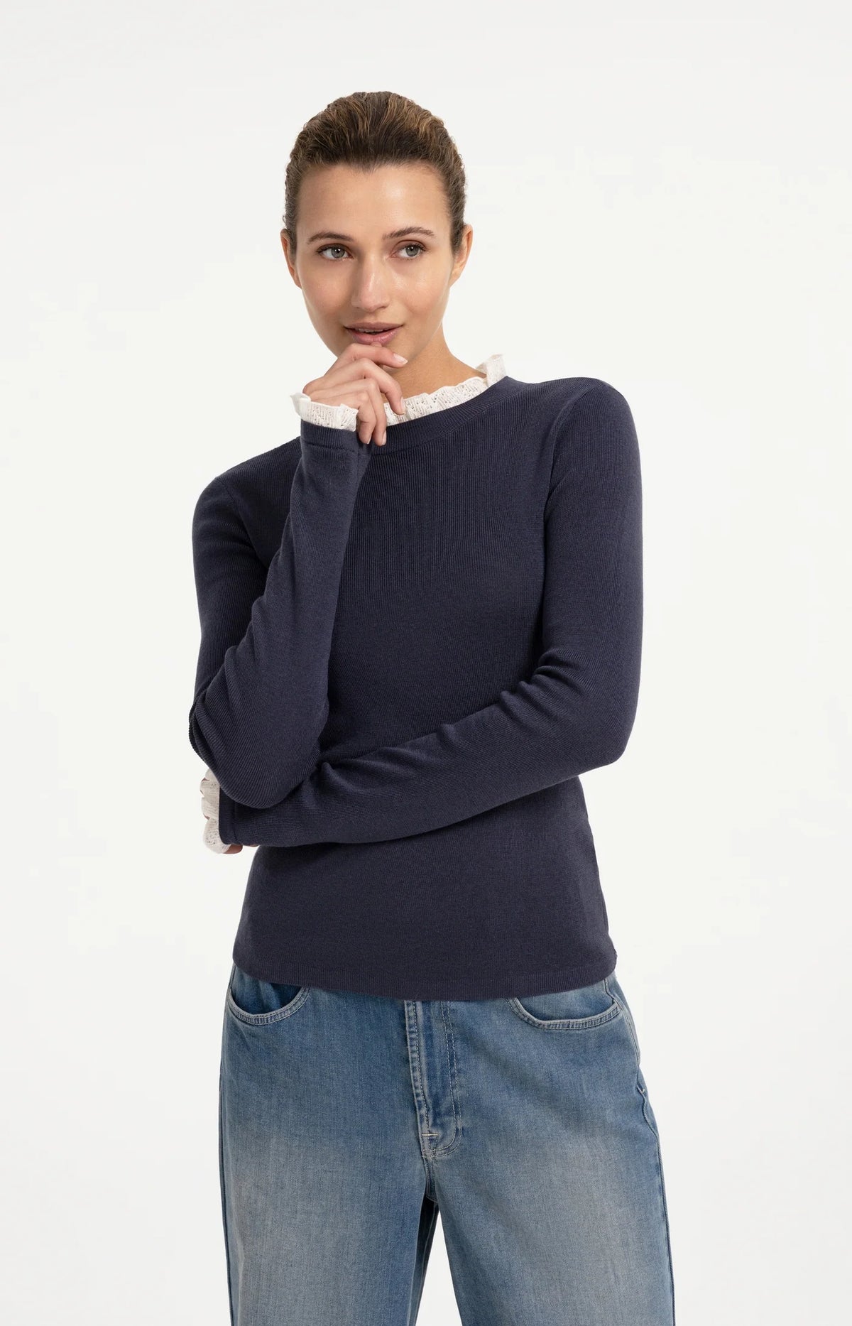 Strickpullover mit Rüschendetails