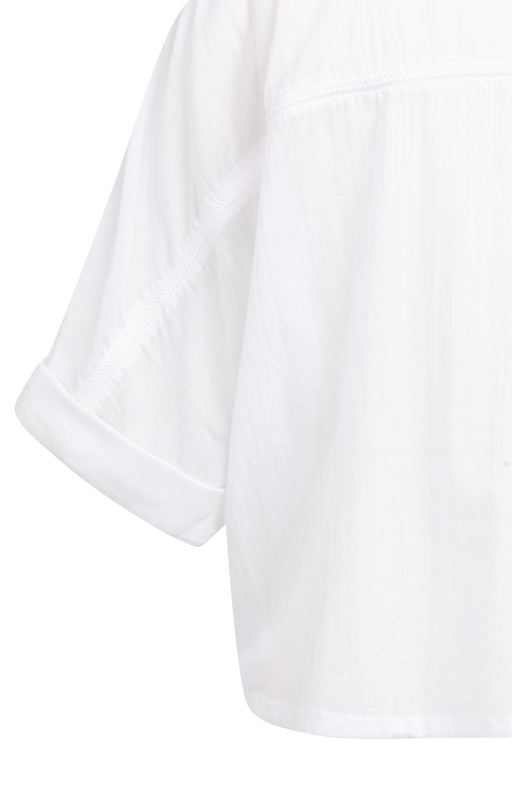 Bluse mit geflochtenen Einsätzen
