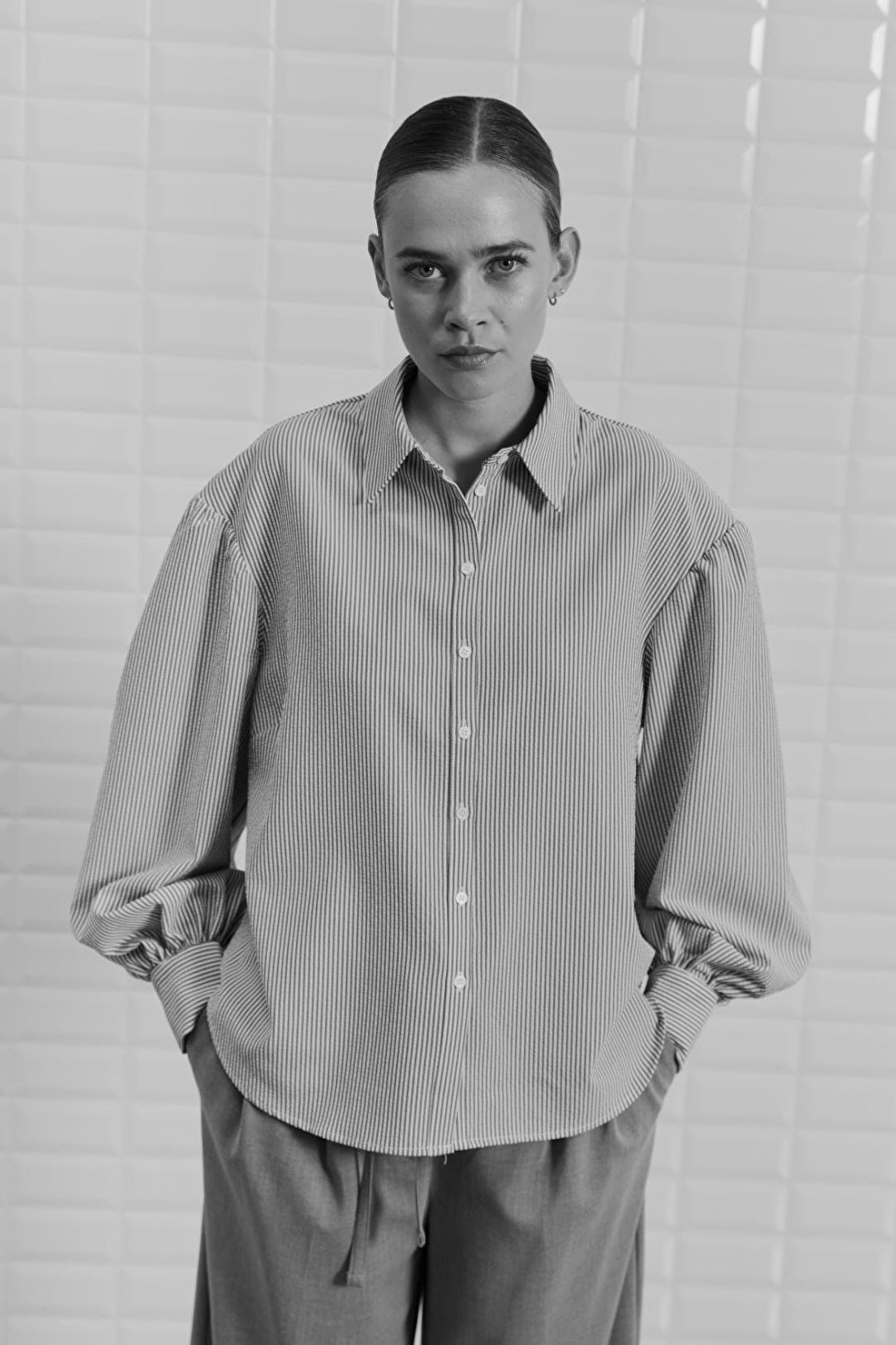 WithBlack Kleider Lavender W