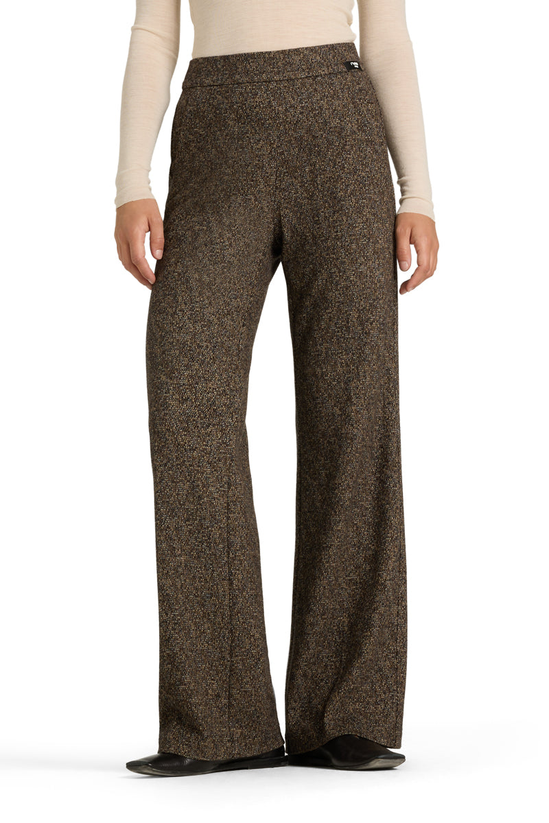 Hose Ava utility