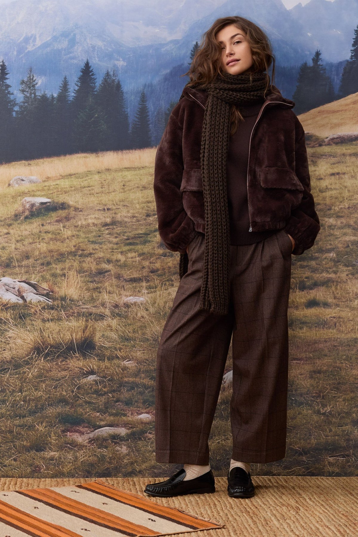 Verkürzte Bundfaltenhose im Karodesign