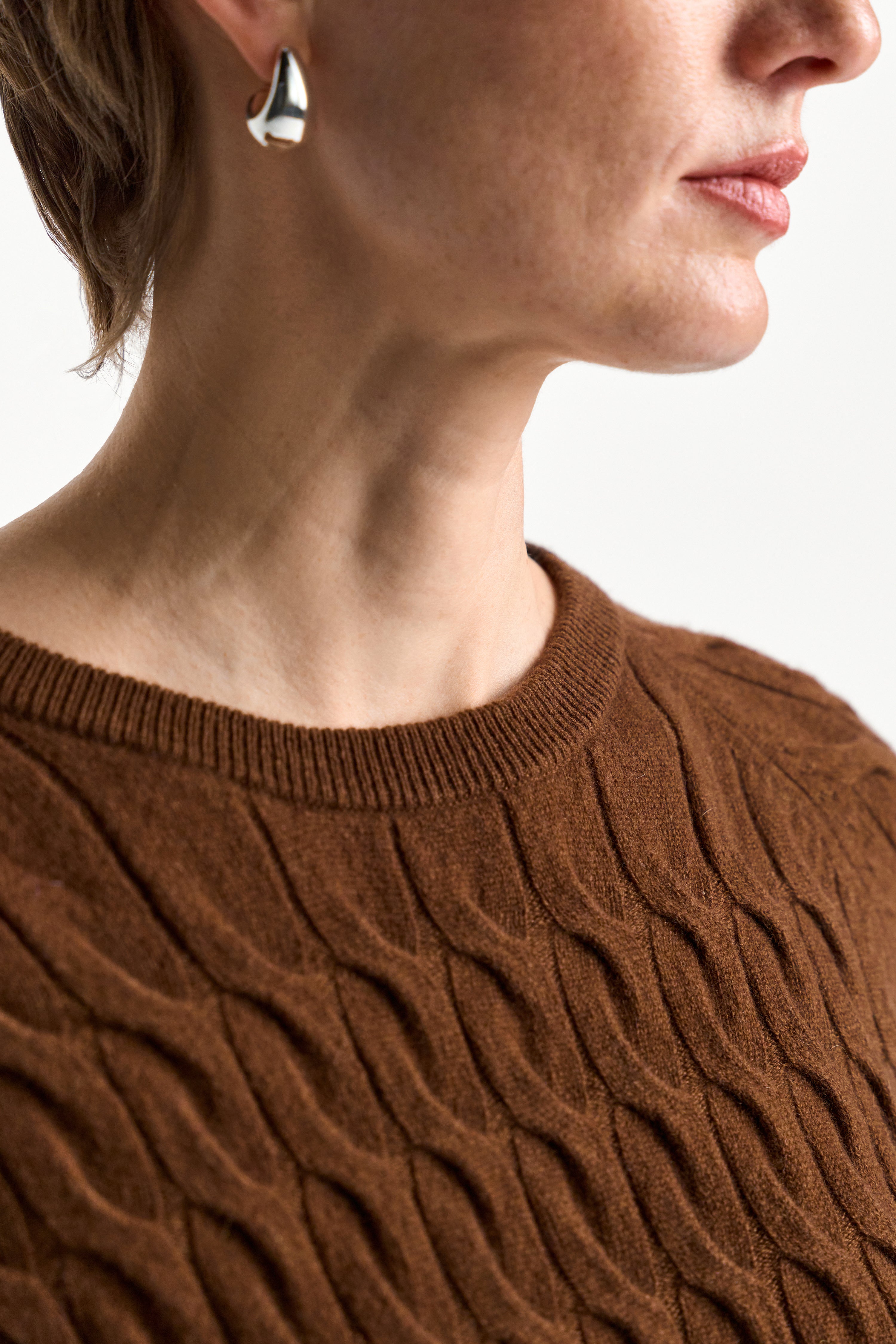 Pullover mit Zopfstrick