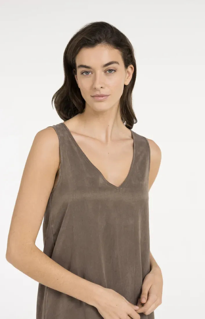 Kleid in Knitteroptik mit V-Ausschnitt