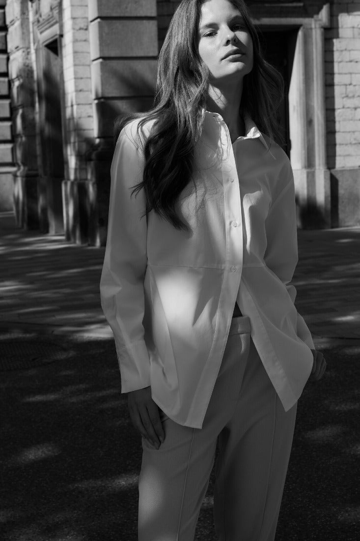 Bluse mit Seitenschlitzen