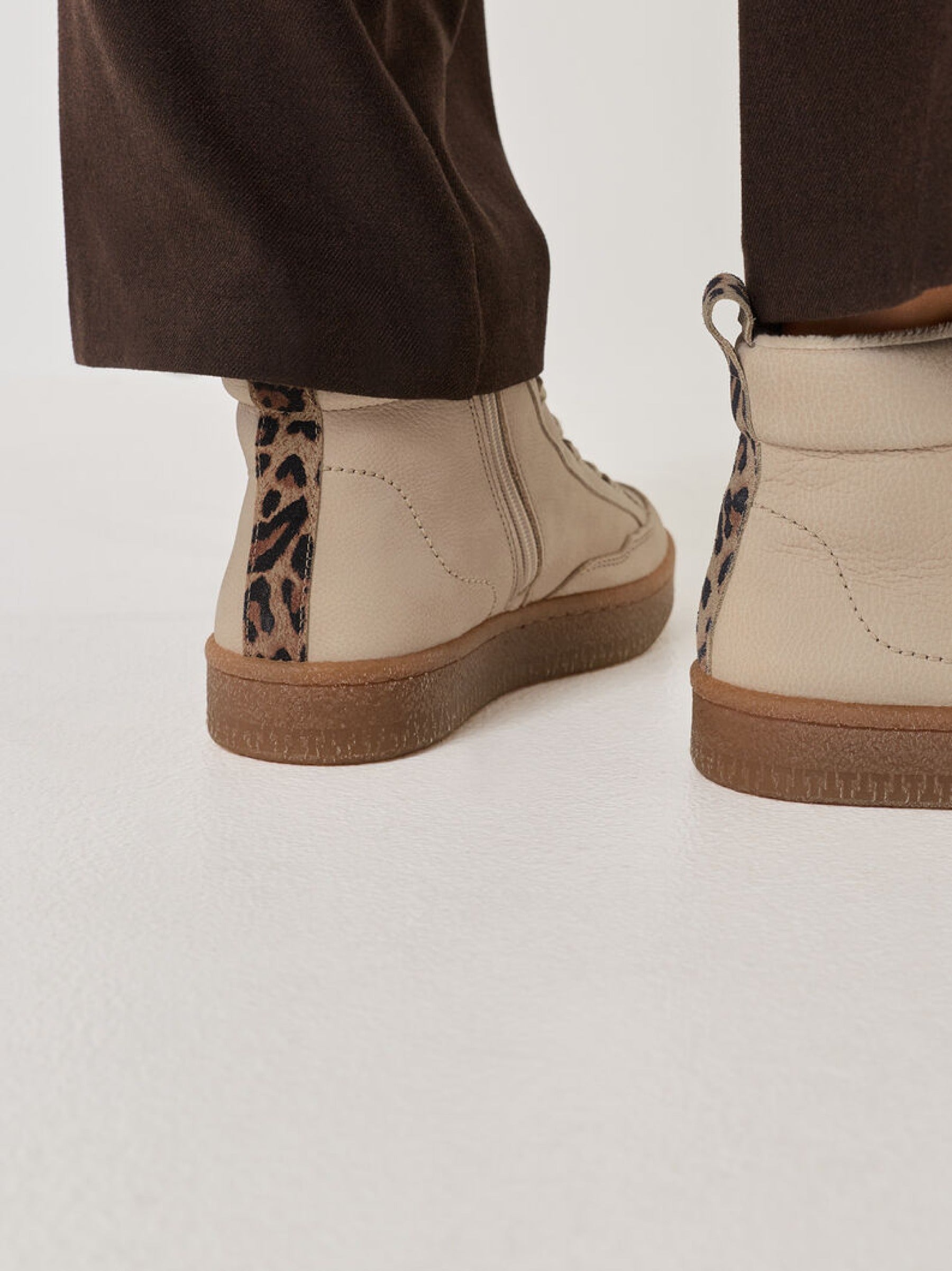Lederschuh mit Kurzschaft