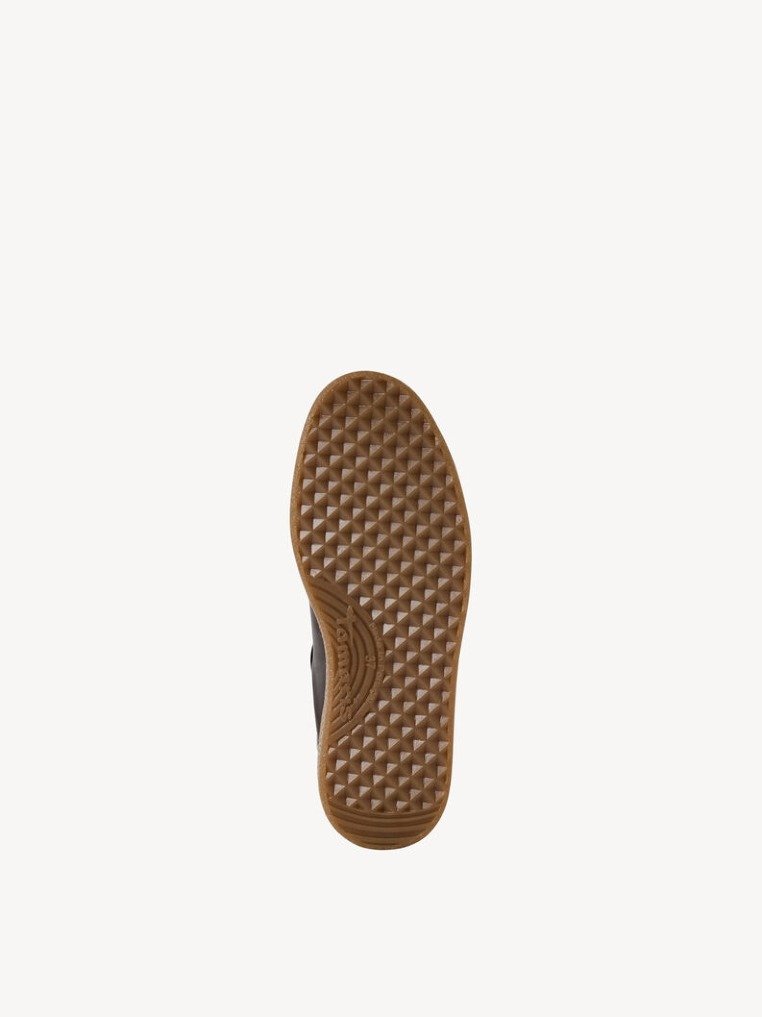 Sneaker aus Leder