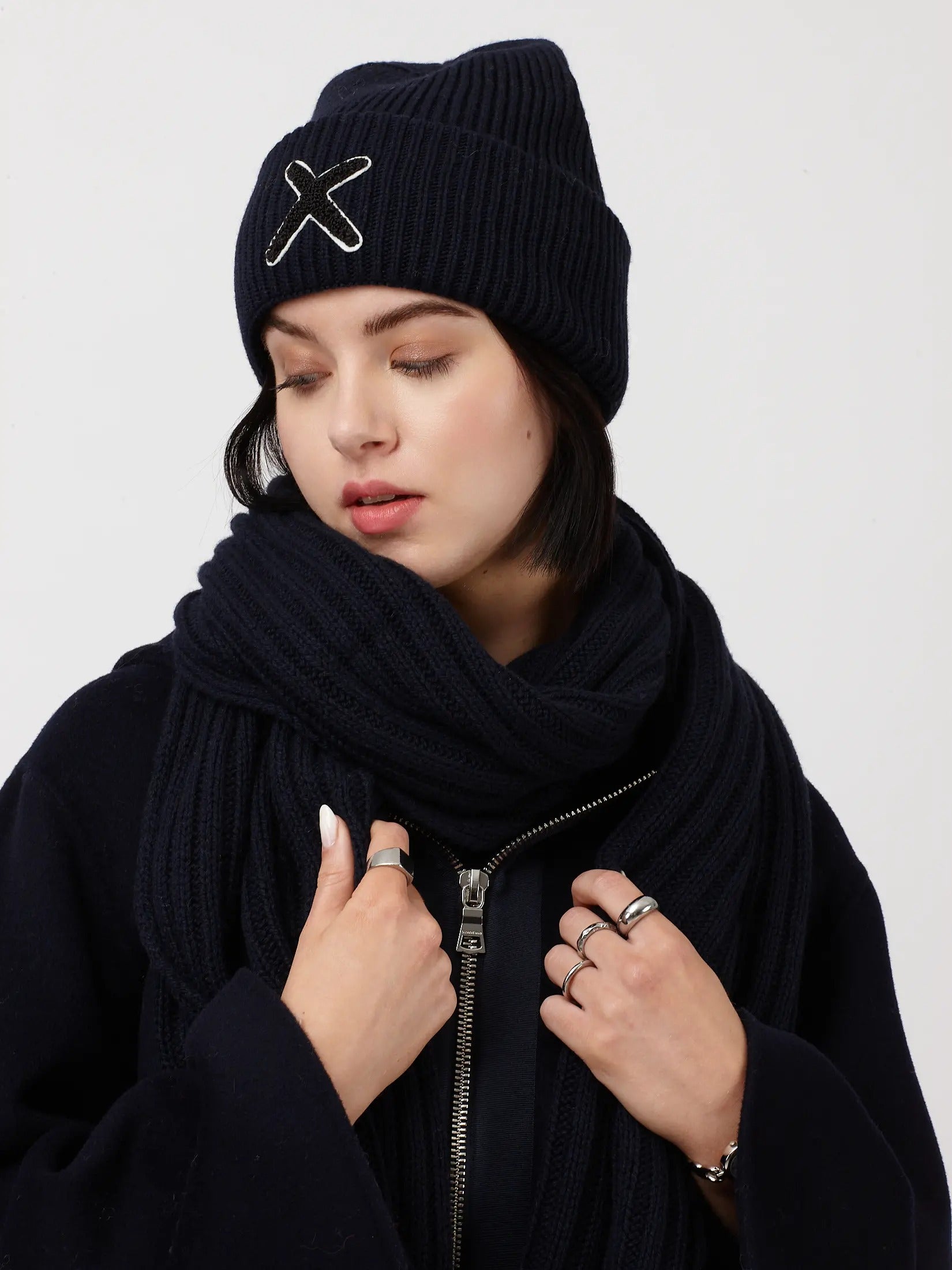 Beanie LUMI X BLACK
