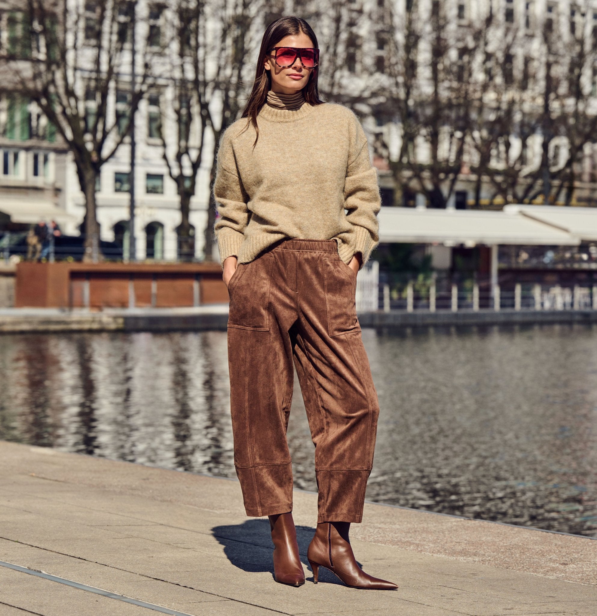 Hose TILDA in Velours-Optik