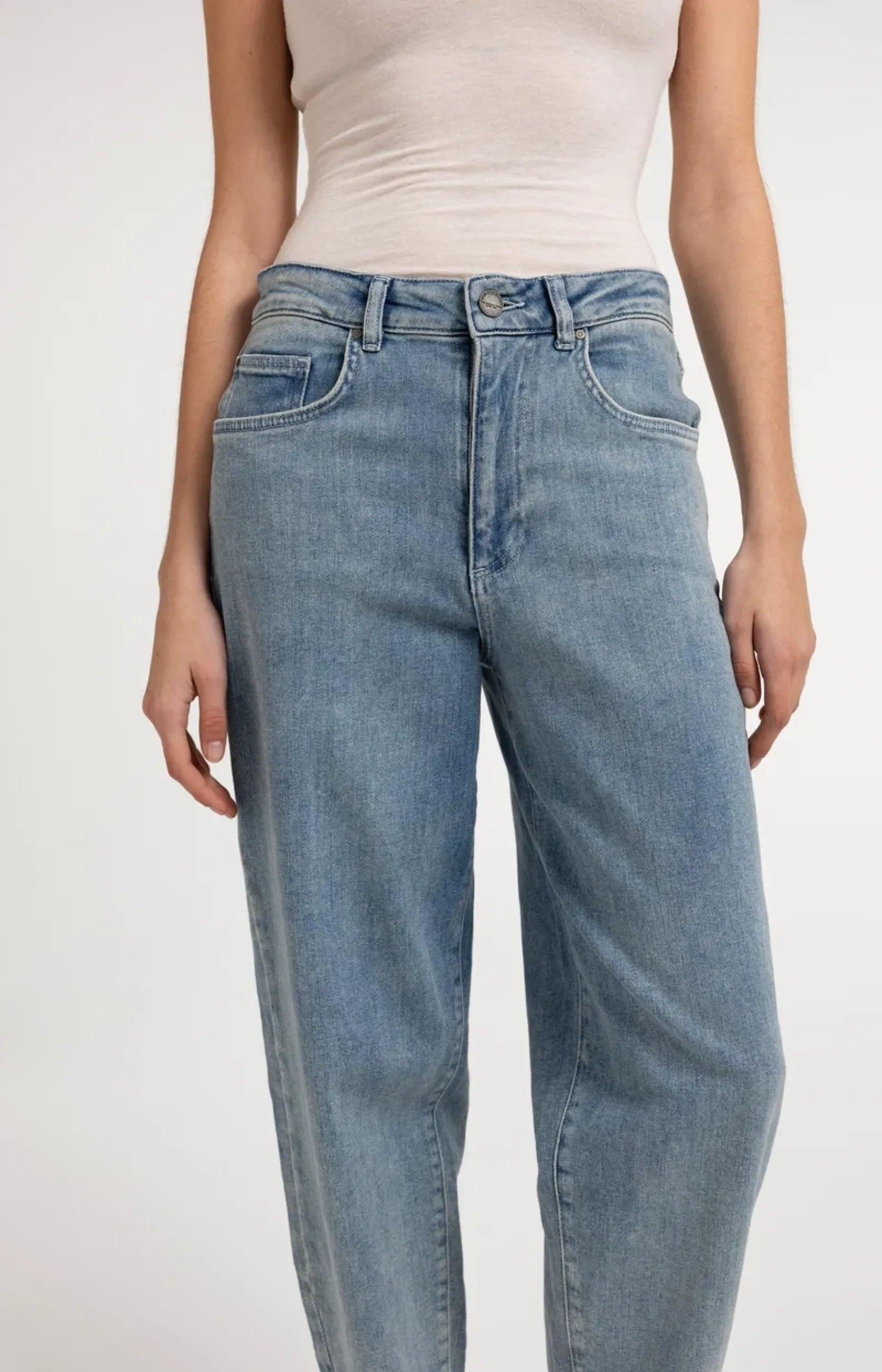 Denimhose mit lockerer Passform