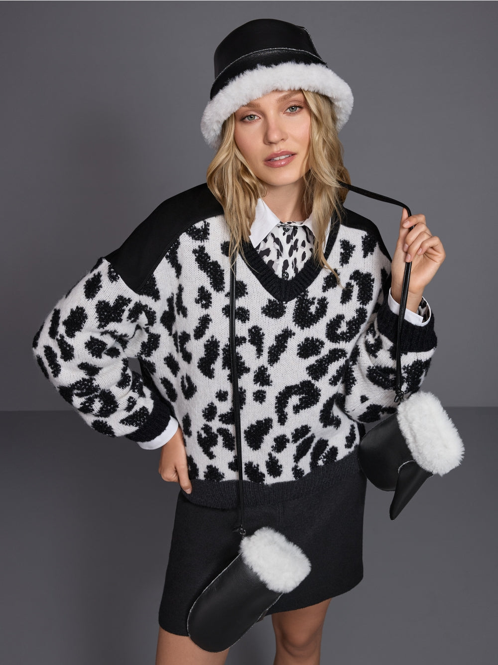 Bluse mit Leo-Muster