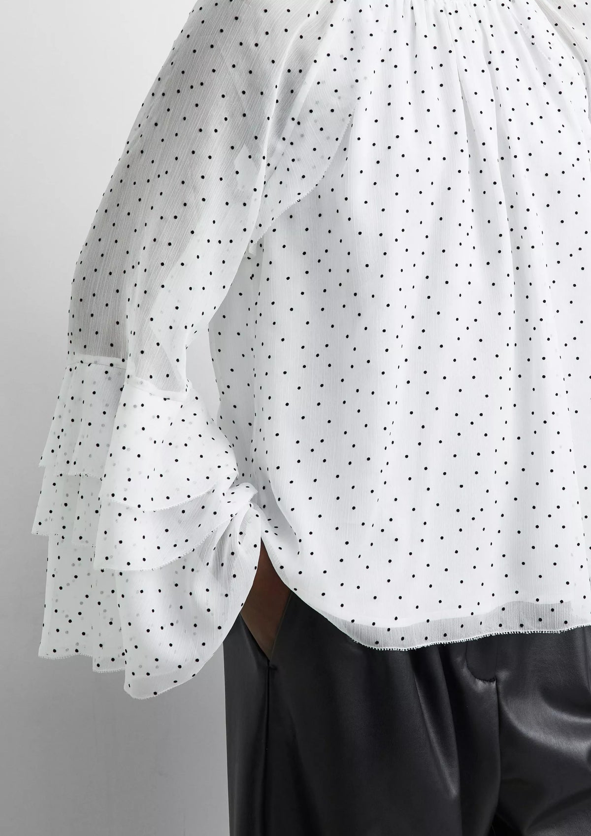 Bluse mit Volants