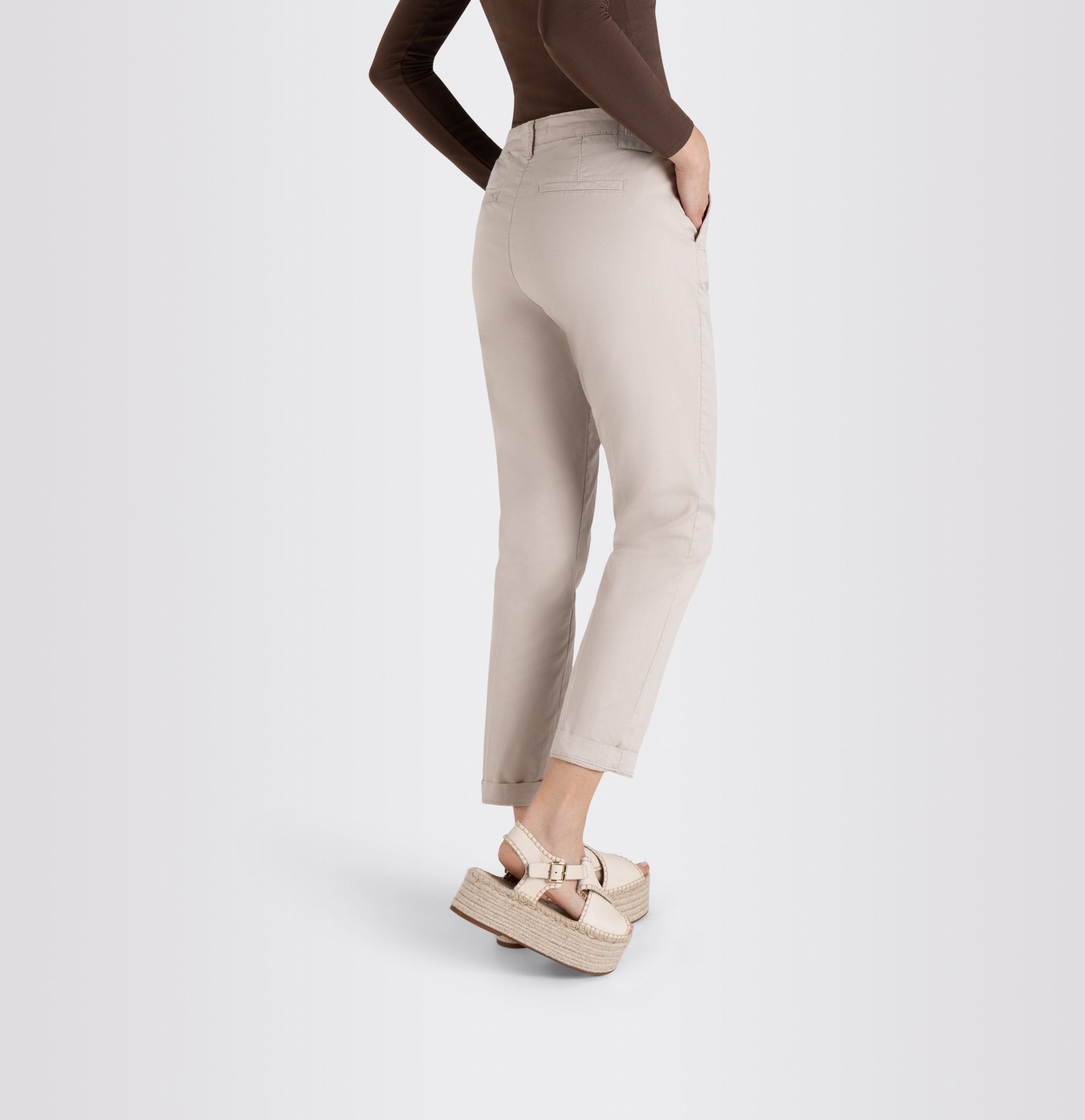 MAC Hosen Ivory Ppt