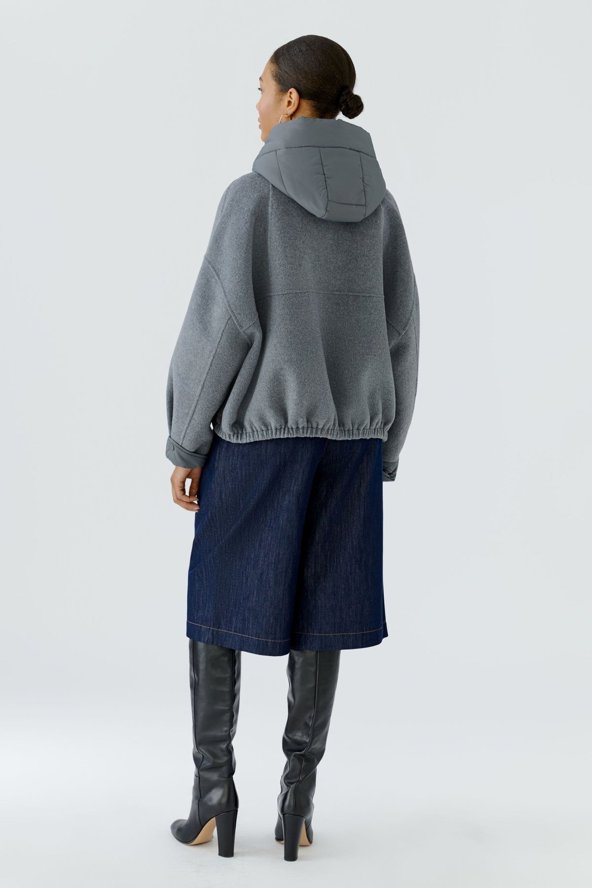Jacke mit Kapuze